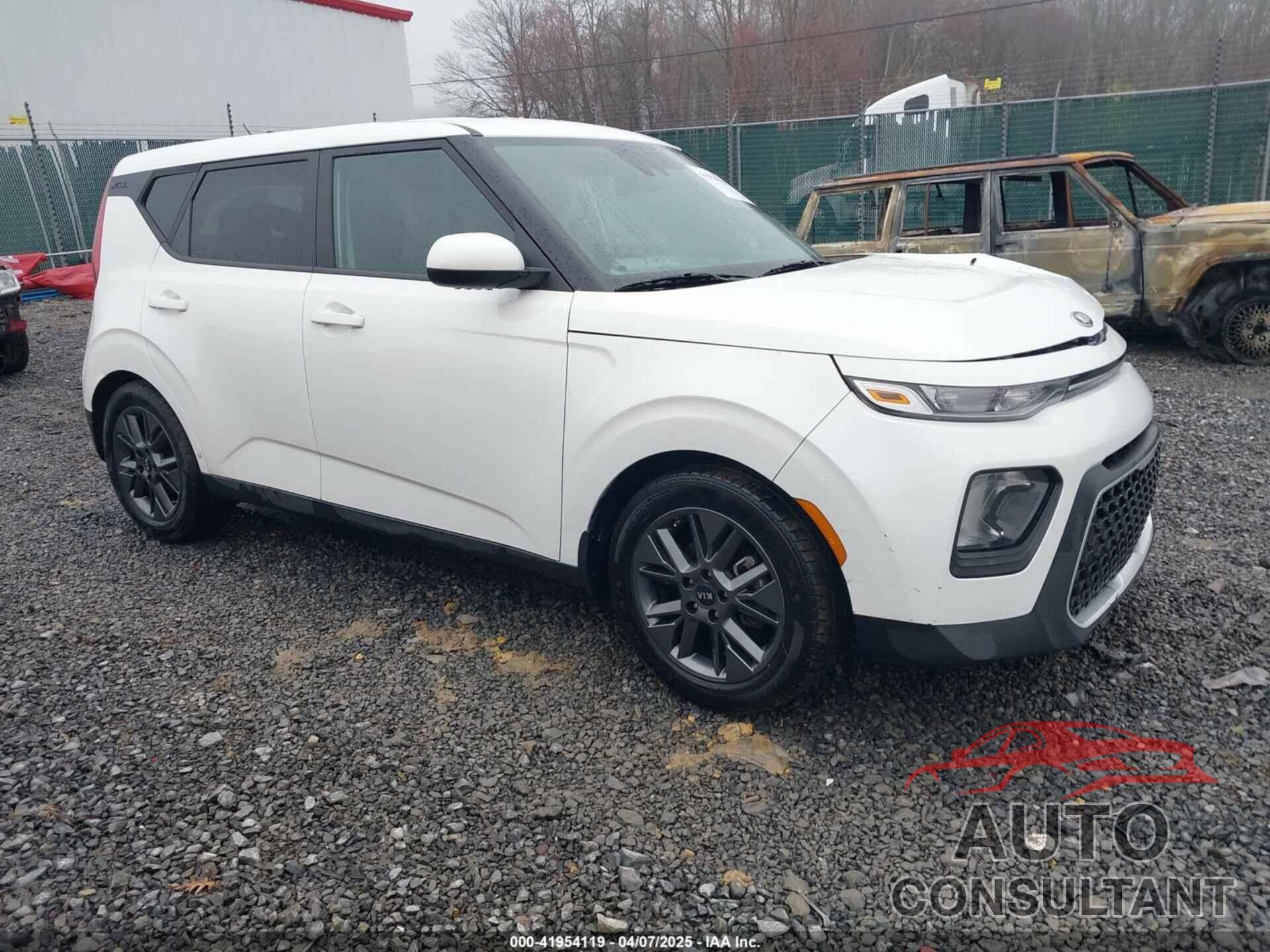 KIA SOUL 2021 - KNDJ23AU5M7797795