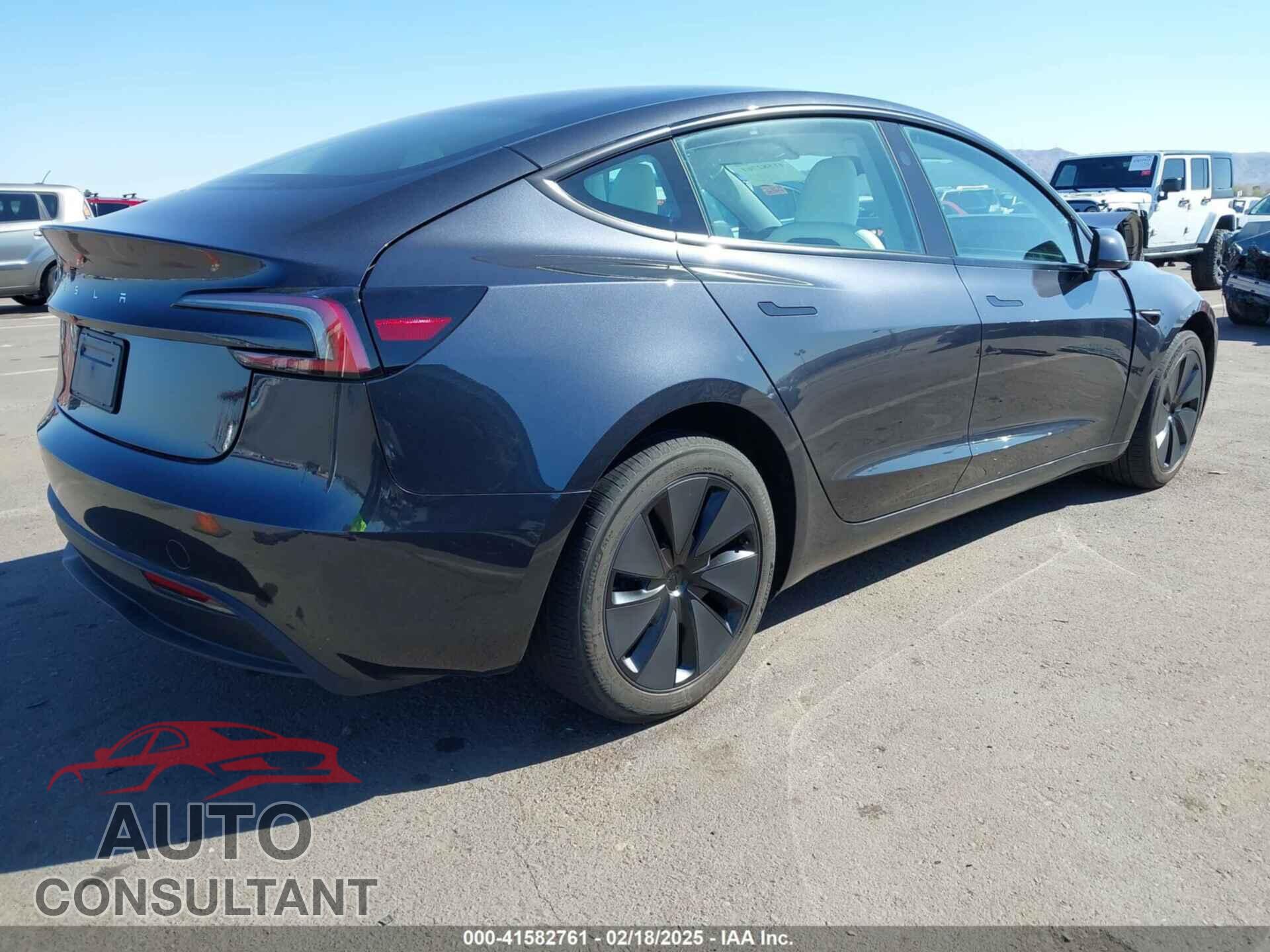 TESLA MODEL 3 2024 - 5YJ3E1EA0RF871954