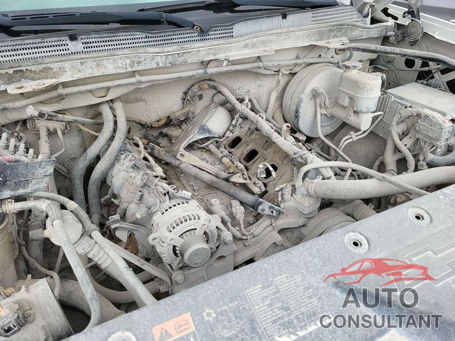 CHEVROLET SILVERADO 1500 2015 - 1GCVKREC0FZ227829