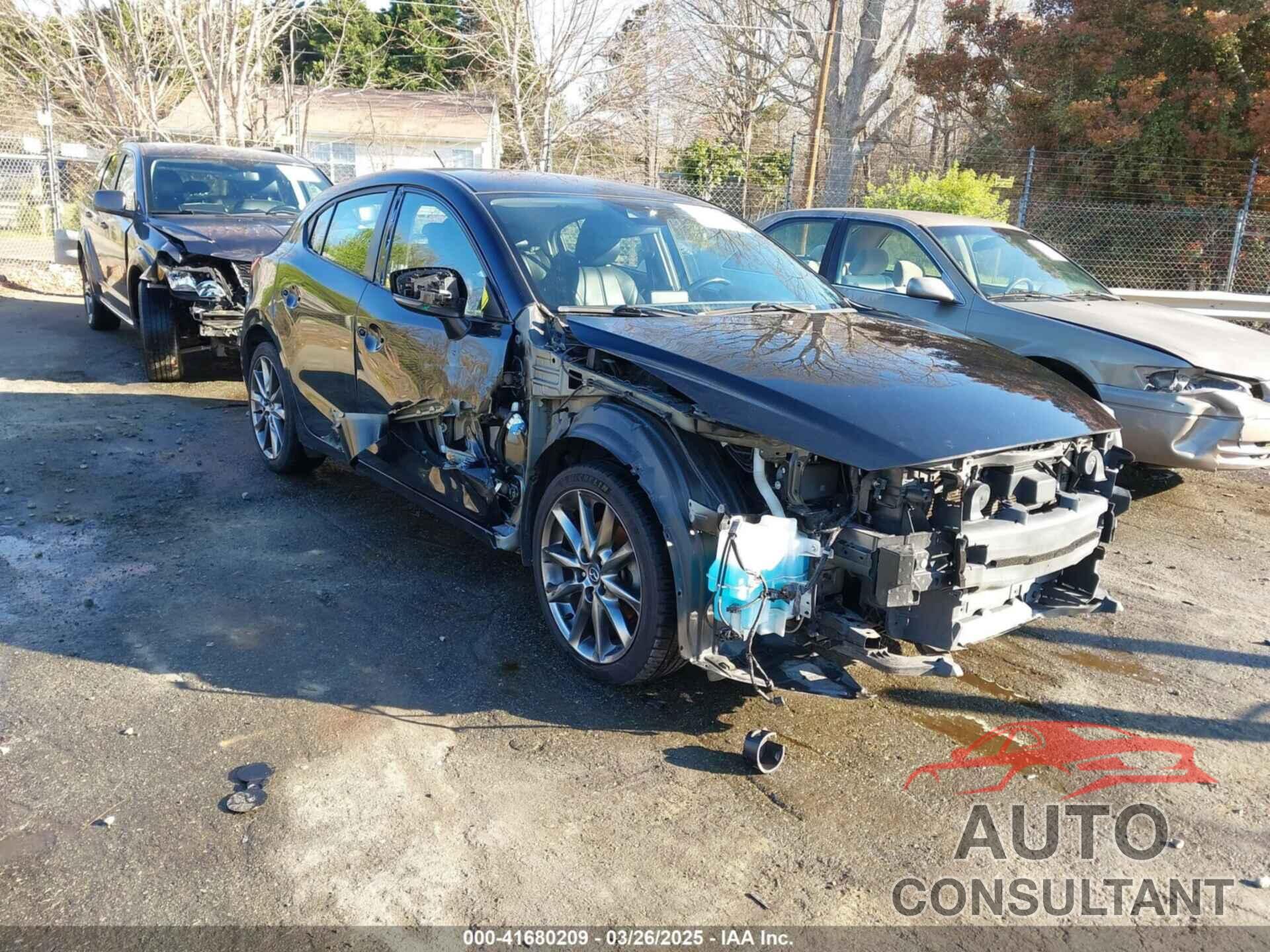 MAZDA MAZDA3 2018 - 3MZBN1L31JM200628