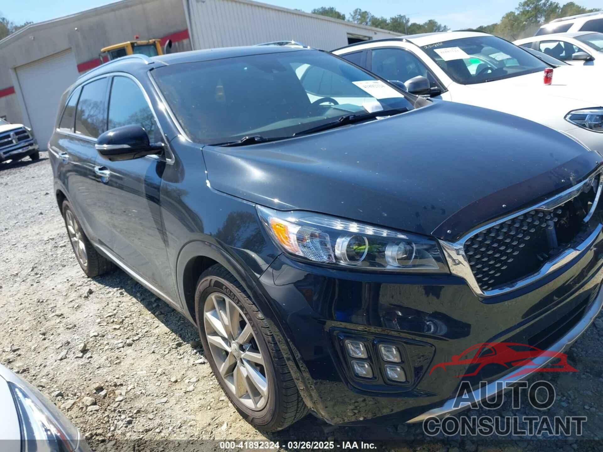 KIA SORENTO 2018 - 5XYPK4A50JG382715