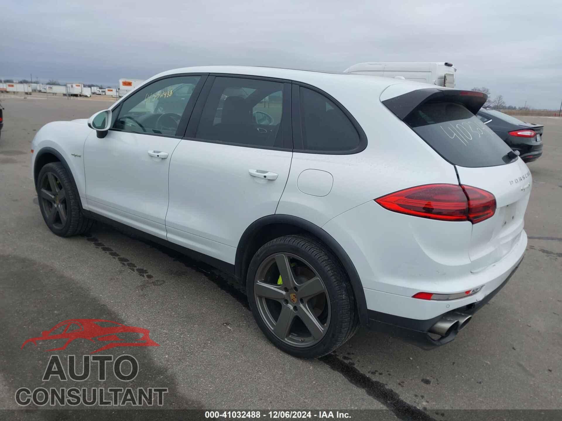 PORSCHE CAYENNE E-HYBRID 2016 - WP1AE2A22GLA60046