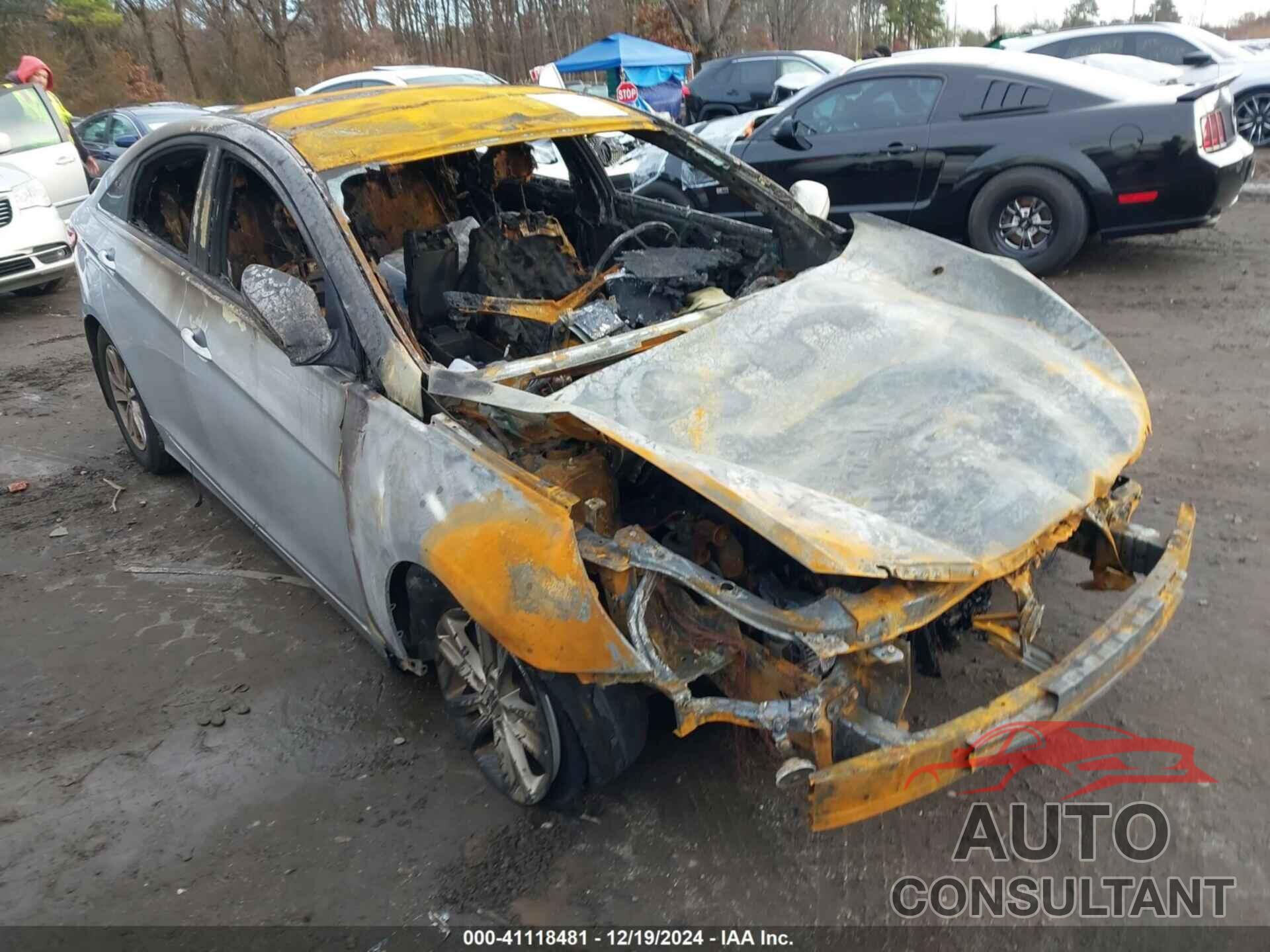 HYUNDAI SONATA 2012 - 5NPEB4AC8CH445805