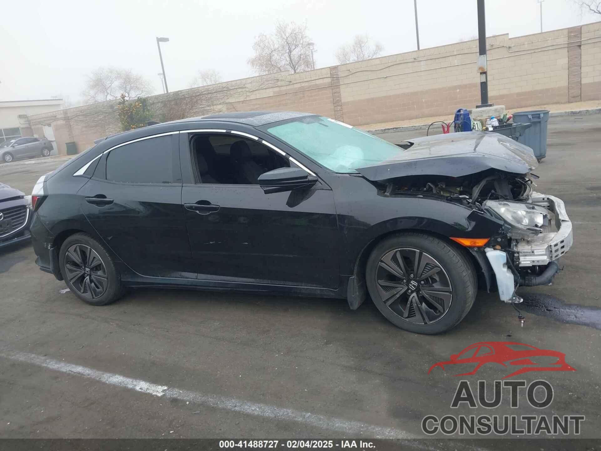 HONDA CIVIC 2017 - SHHFK7H50HU418969