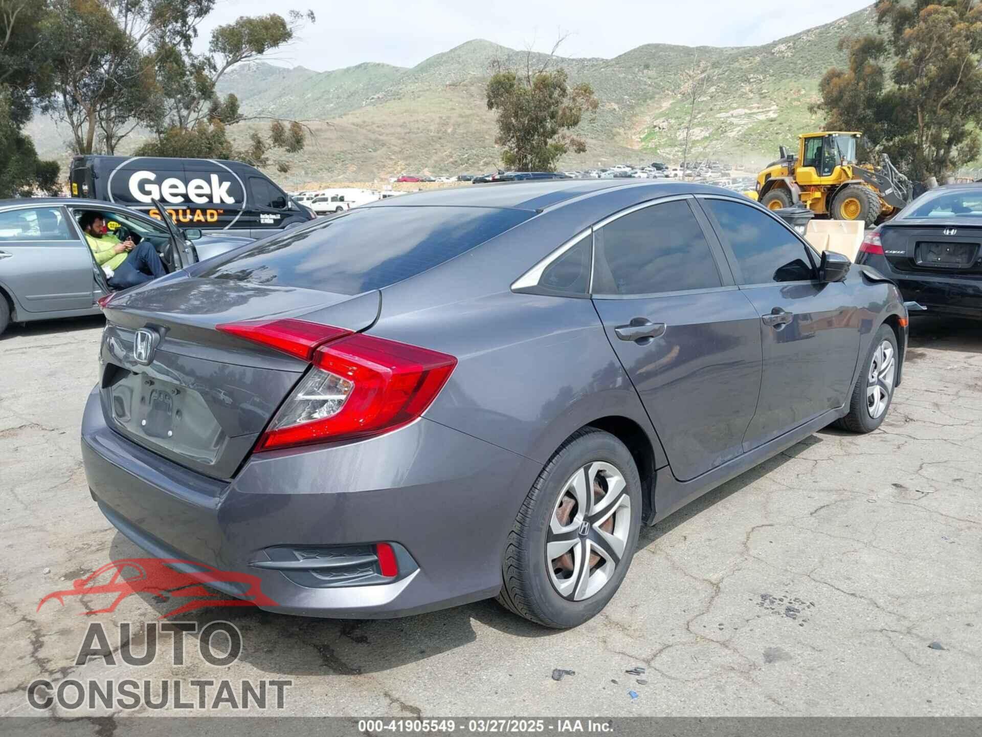 HONDA CIVIC 2017 - 2HGFC2F56HH546097