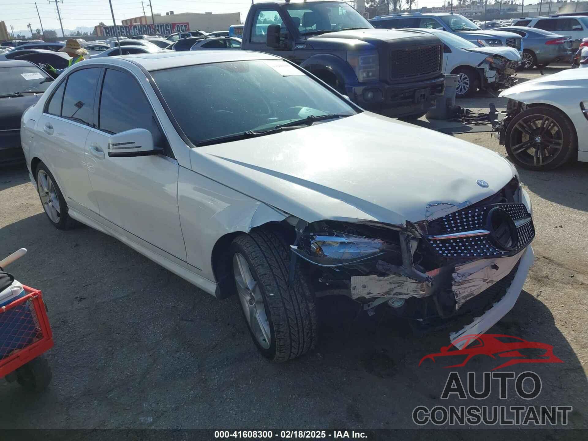 MERCEDES-BENZ C 300 2011 - WDDGF5EB2BA424772