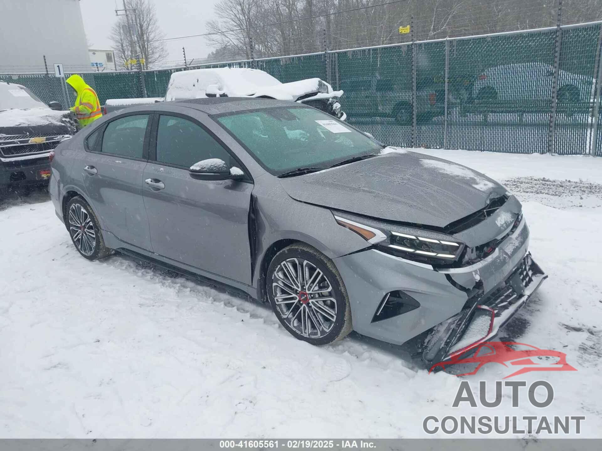 KIA FORTE 2023 - 3KPF44AC5PE644383