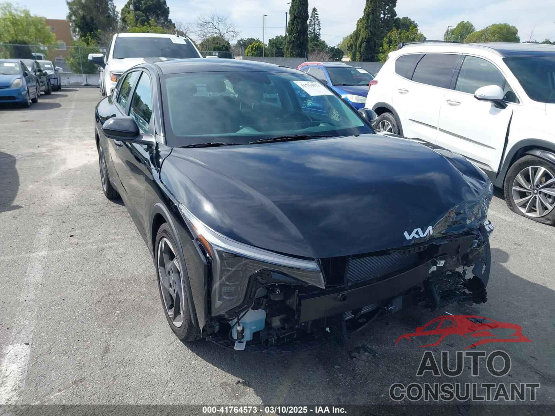 KIA K4 2025 - 3KPFU4DE5SE033811