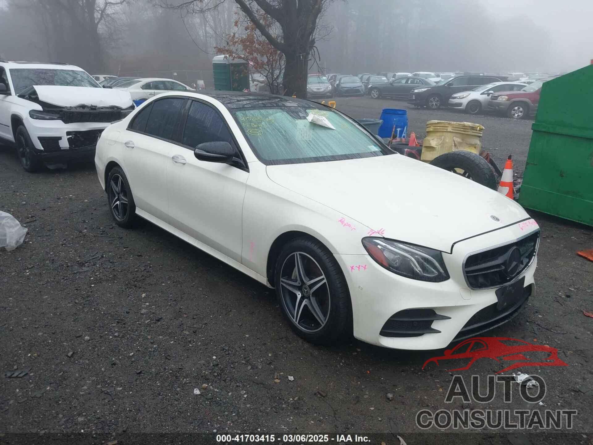 MERCEDES-BENZ E 300 2018 - WDDZF4KB8JA394151