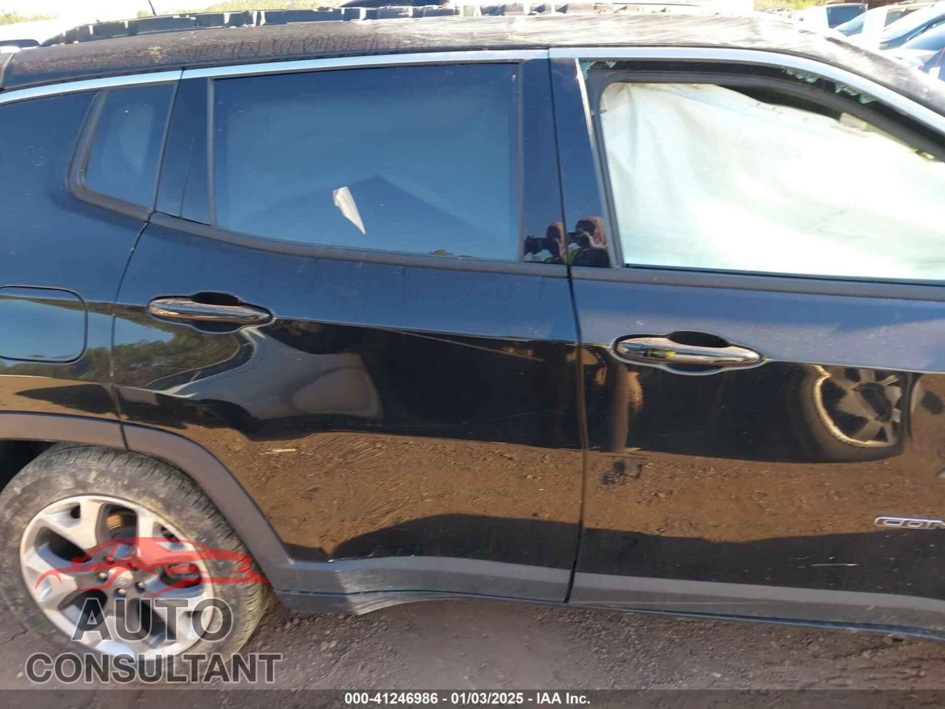 JEEP COMPASS 2019 - 3C4NJDCB8KT650787