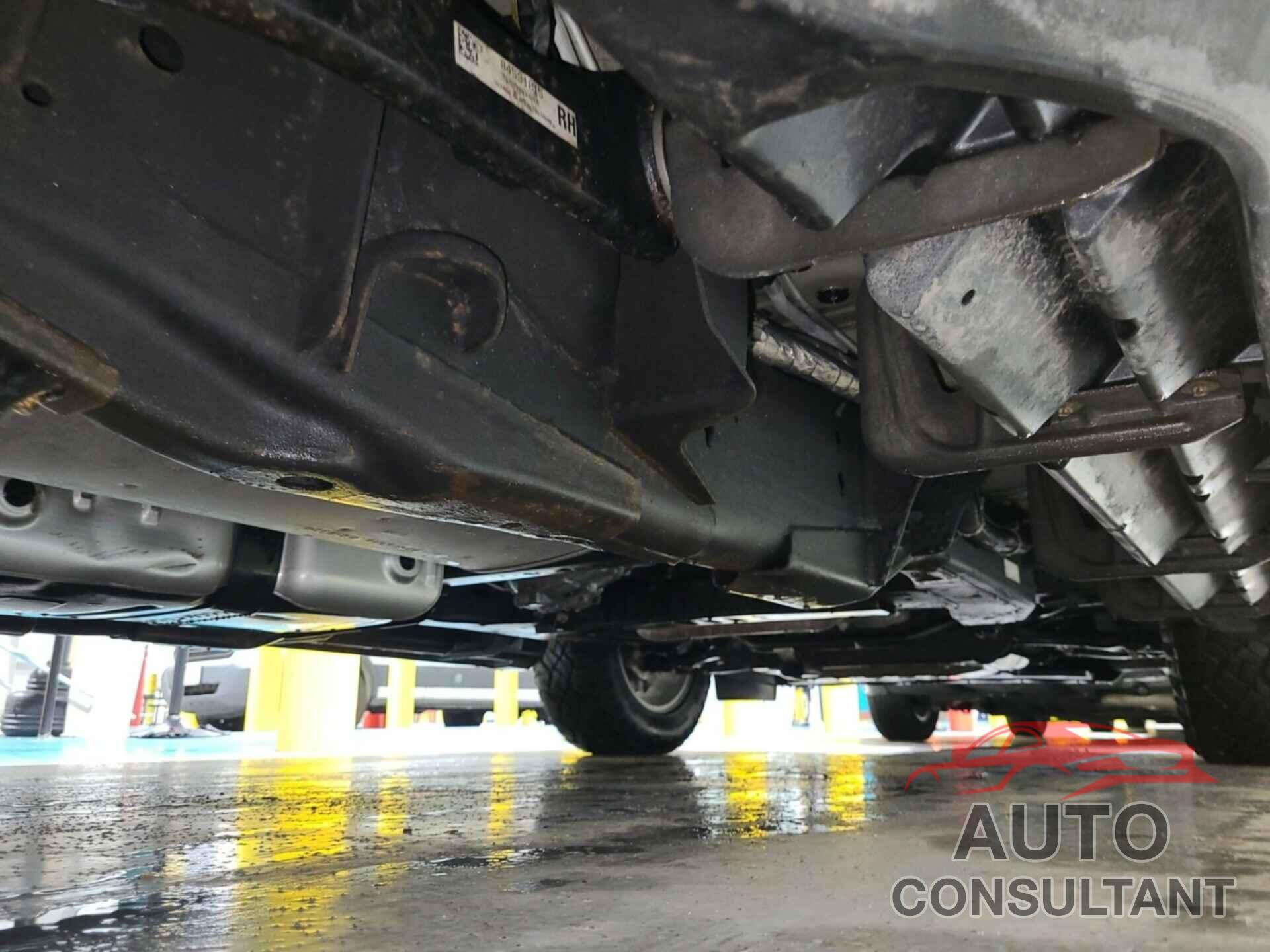 CHEVROLET TAHOE 2023 - 1GNSKMKD7PR177779
