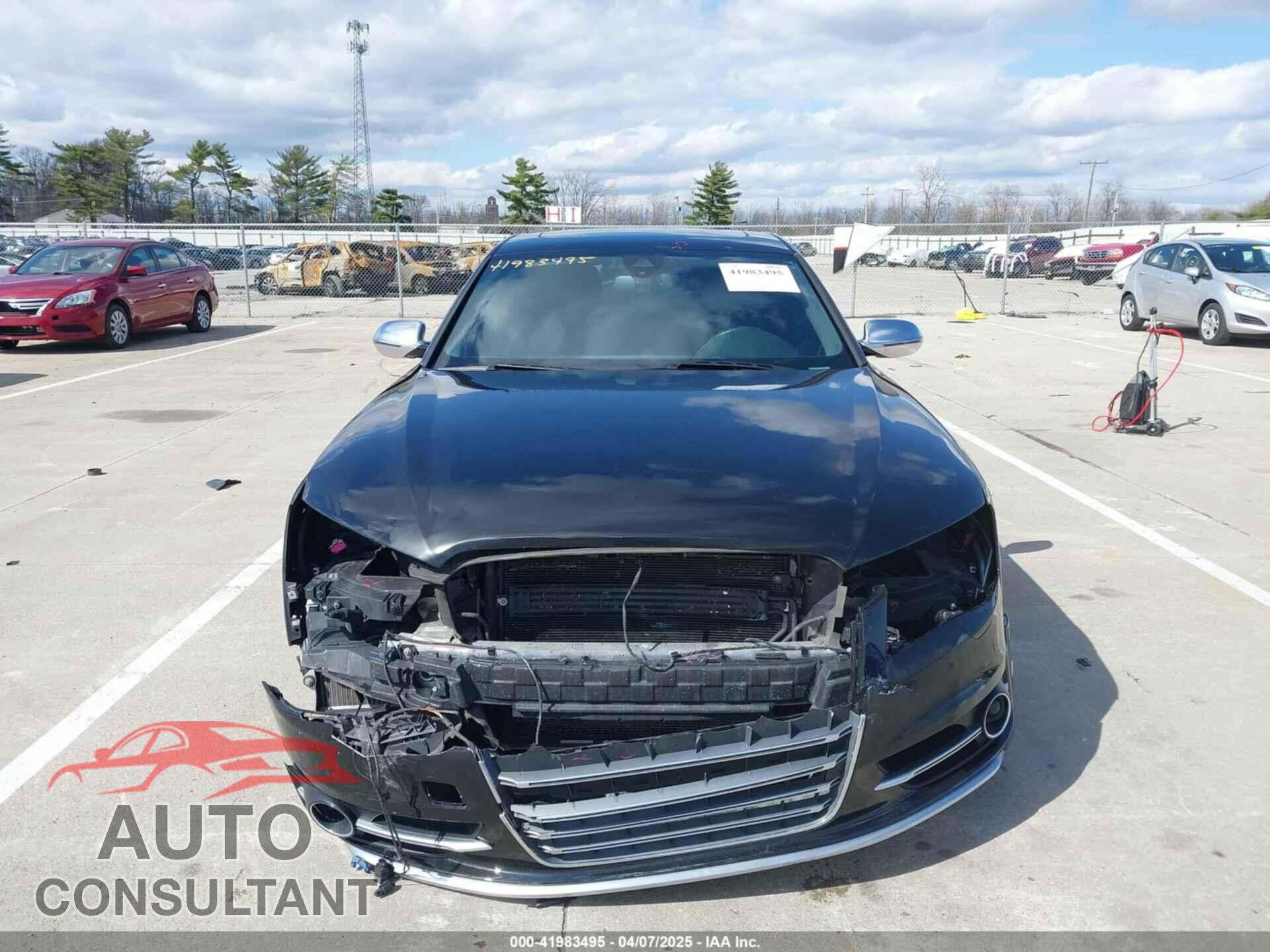 AUDI S8 2013 - WAUD2AFD6DN021372