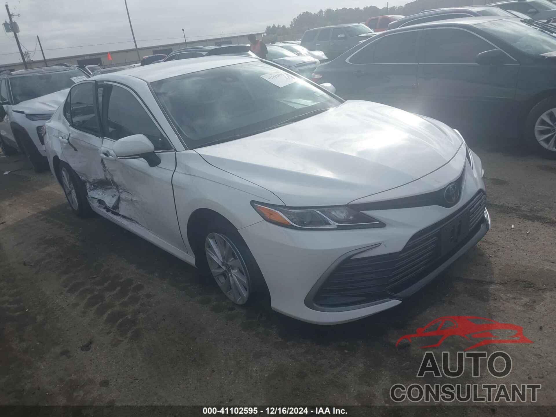 TOYOTA CAMRY 2024 - 4T1R11AK3RU225203