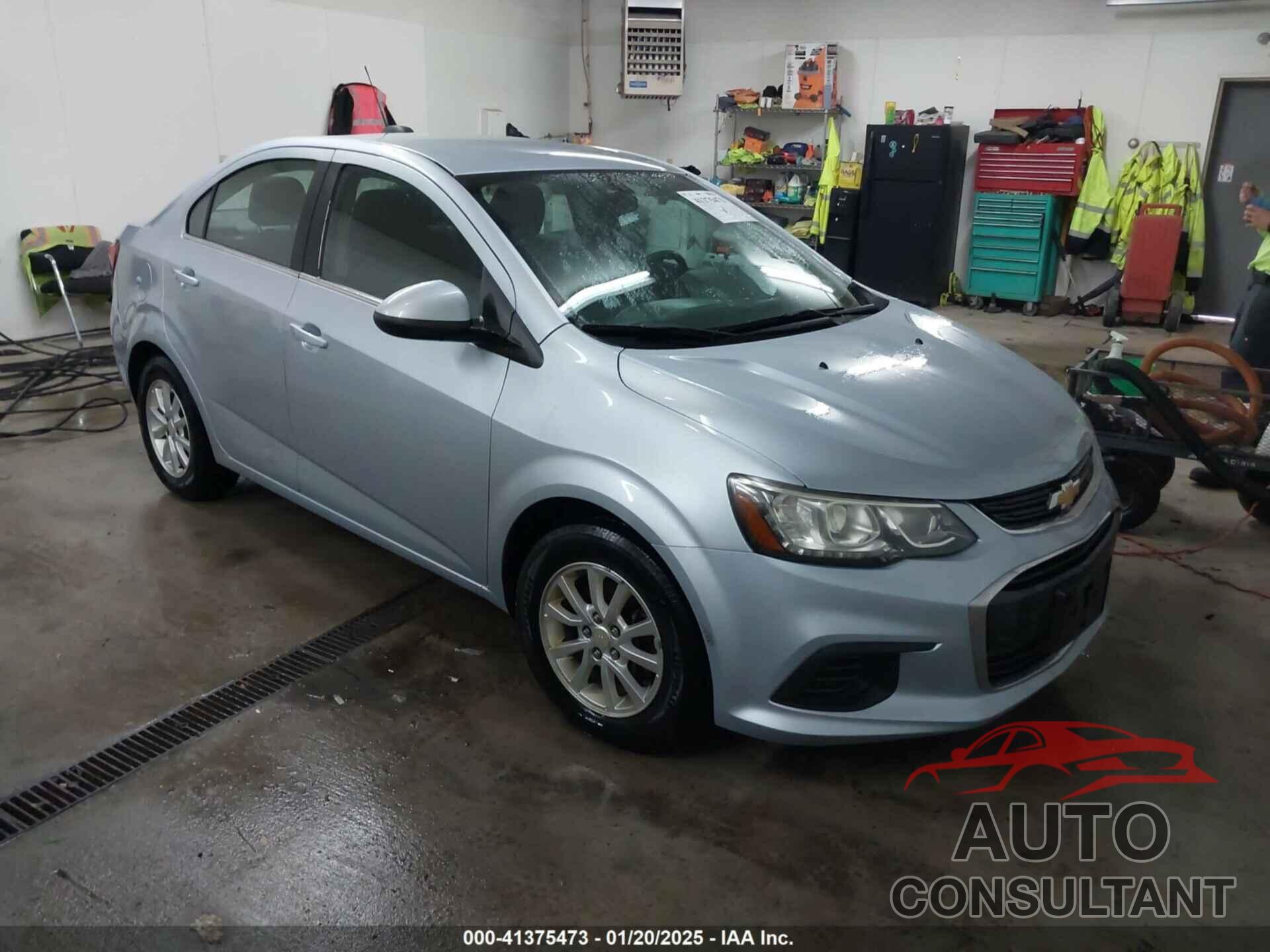 CHEVROLET SONIC 2017 - 1G1JD5SH2H4112918