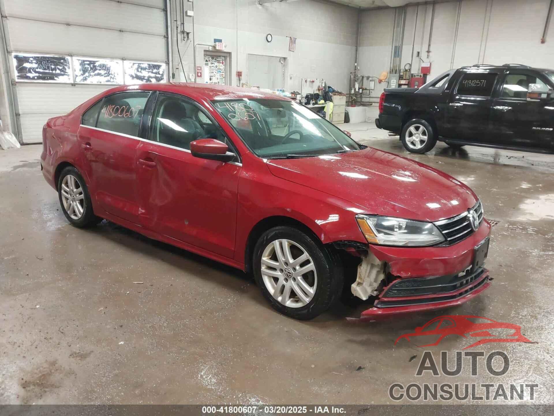 VOLKSWAGEN JETTA 2017 - 3VW2B7AJ7HM266334