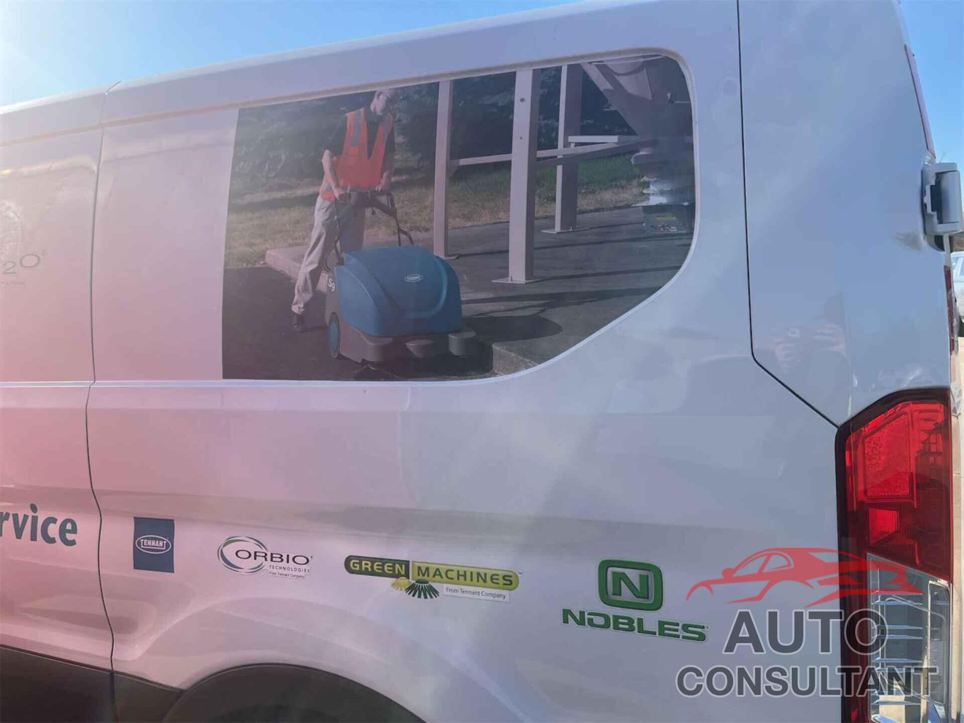 FORD TRANSIT-150 2020 - 1FTYE1Y89LKB26130
