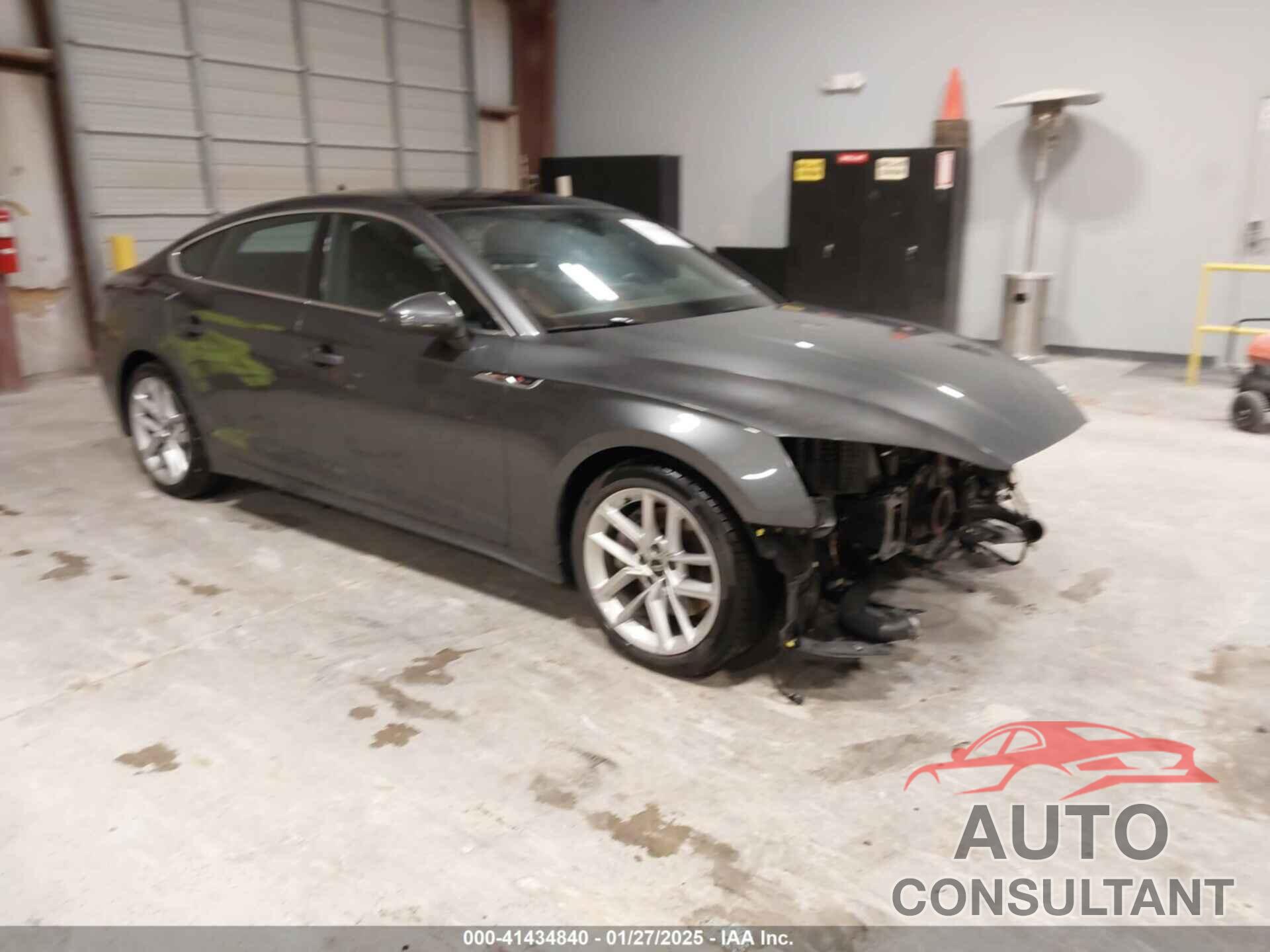 AUDI A5 SPORTBACK 2024 - WAUFACF54RA049783