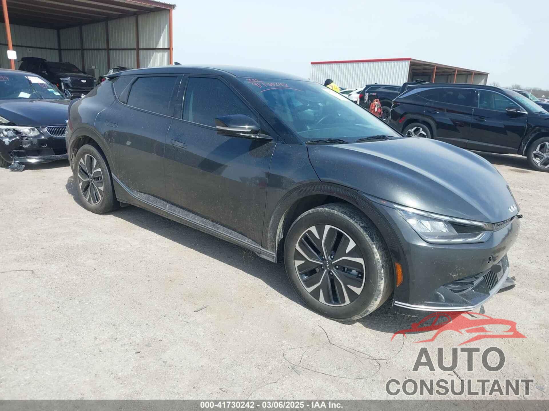 KIA EV6 2023 - KNDC34LA6P5610899