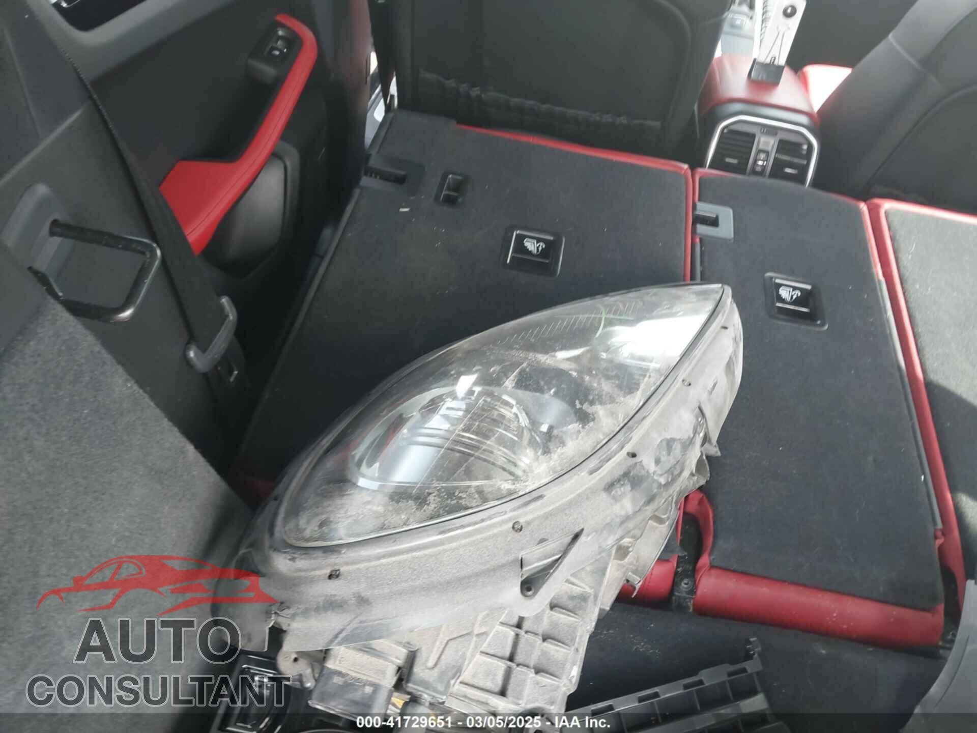 PORSCHE MACAN 2017 - WP1AB2A5XHLB16898