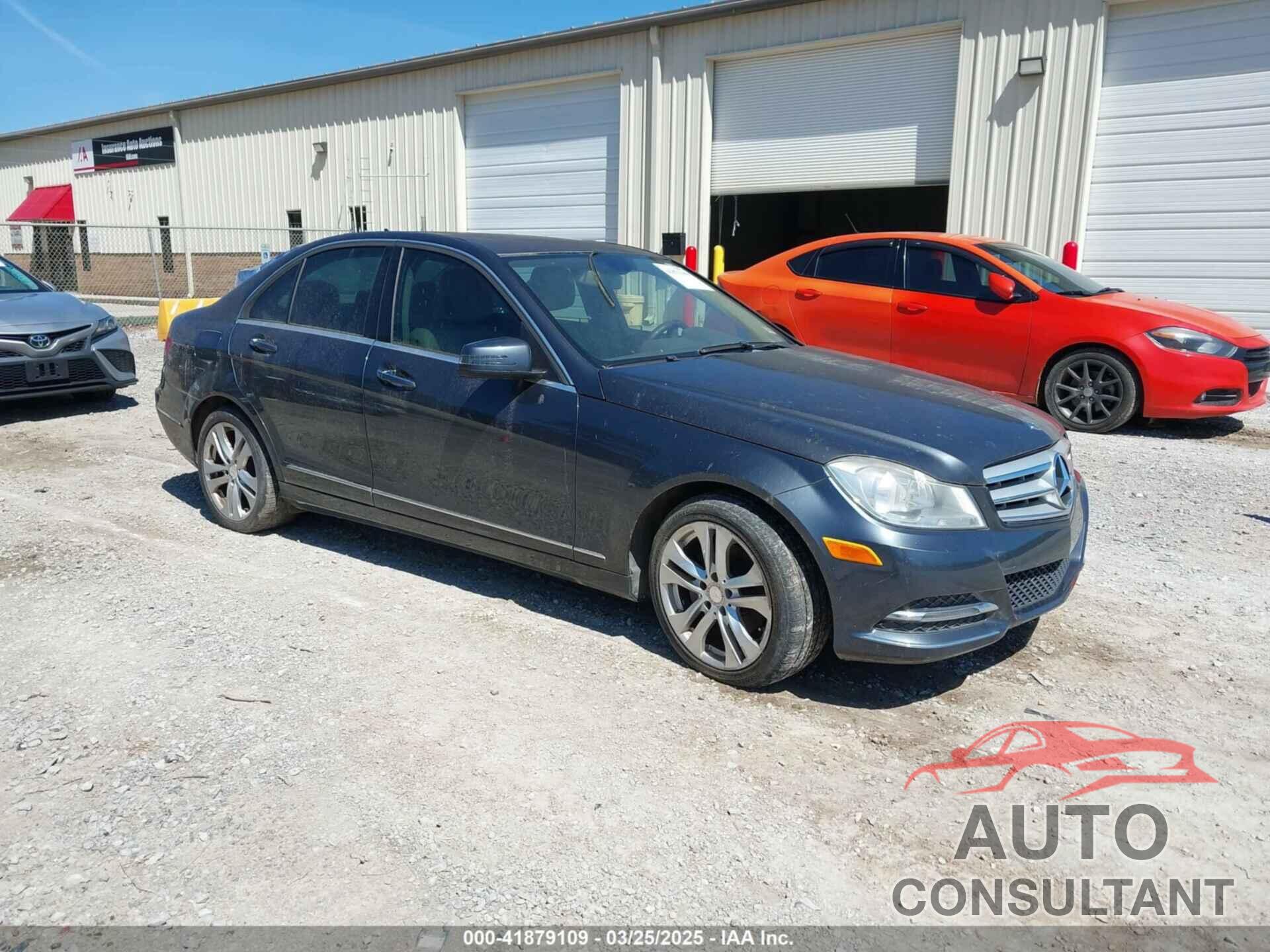 MERCEDES-BENZ C 250 2013 - WDDGF4HB5DG091652