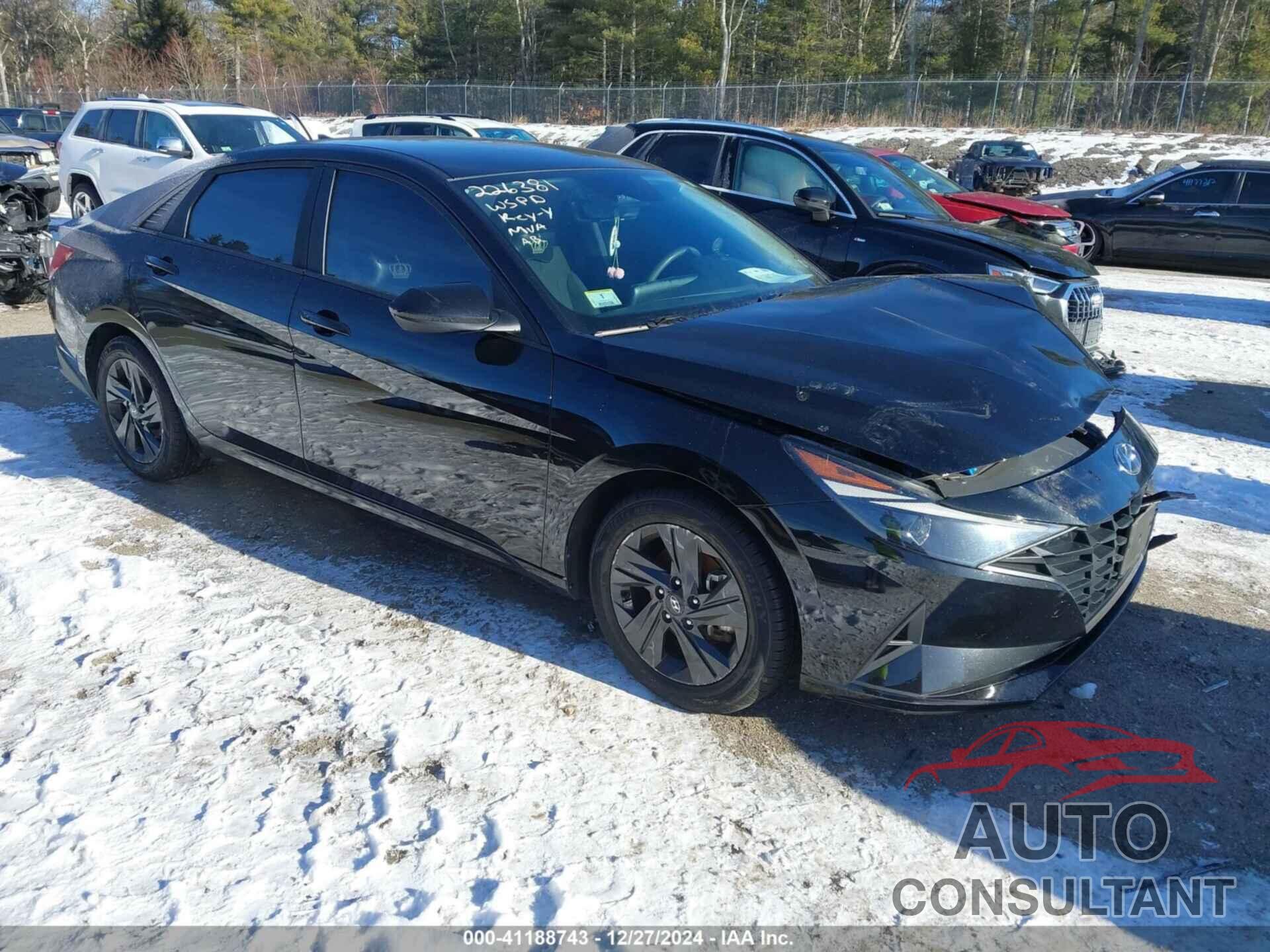 HYUNDAI ELANTRA 2023 - KMHLM4AG1PU372322