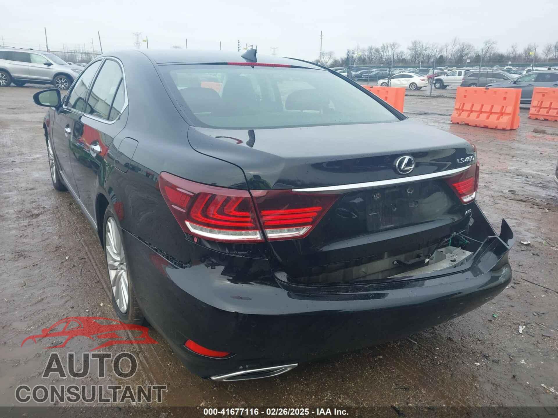 LEXUS LS 460 2017 - JTHCL5EF8H5028107