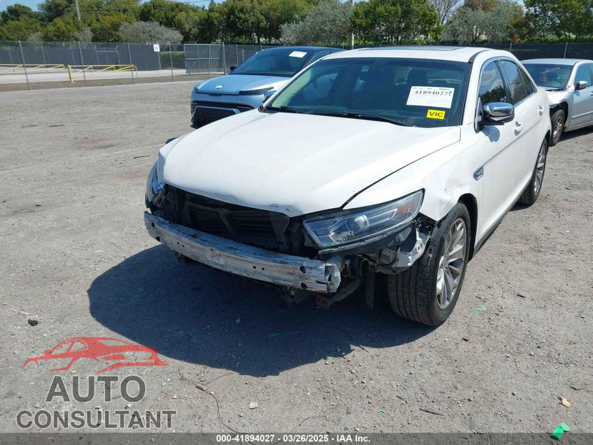 FORD TAURUS 2016 - 1FAHP2F88GG109434