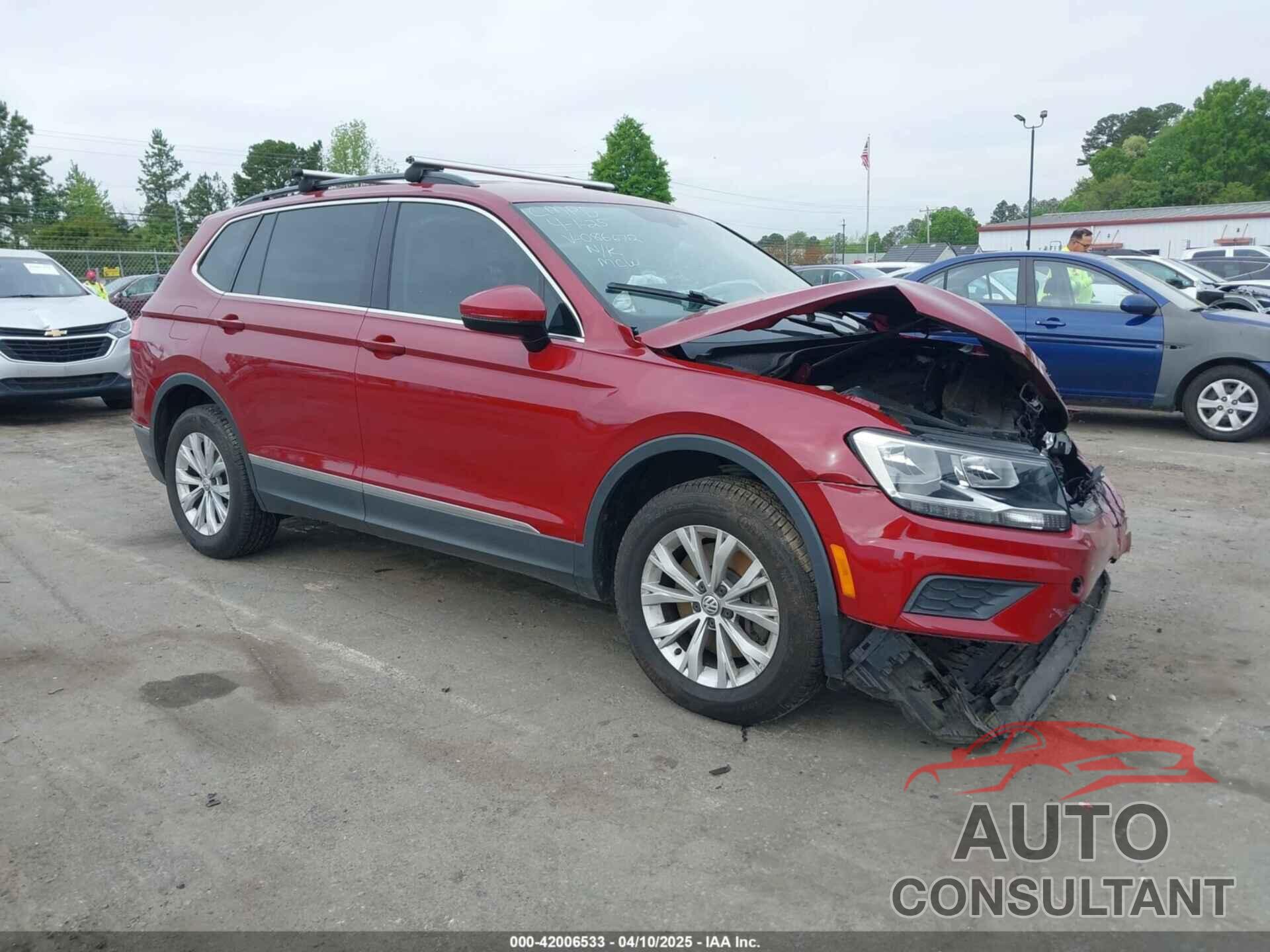 VOLKSWAGEN TIGUAN 2018 - 3VV3B7AXXJM086672