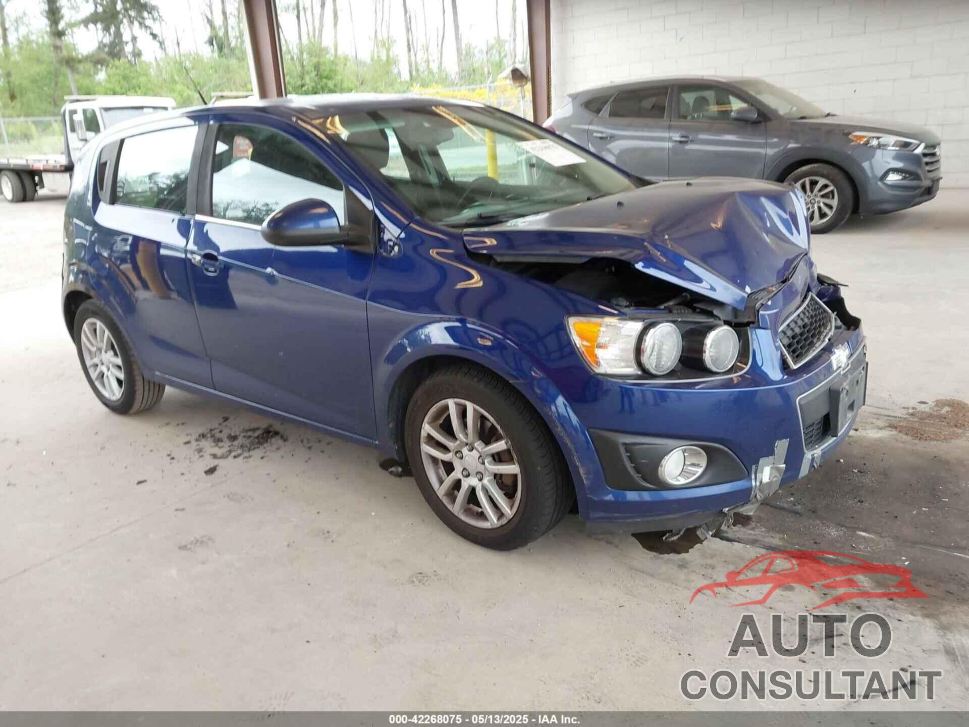 CHEVROLET SONIC 2013 - 1G1JC6SG6D4215740