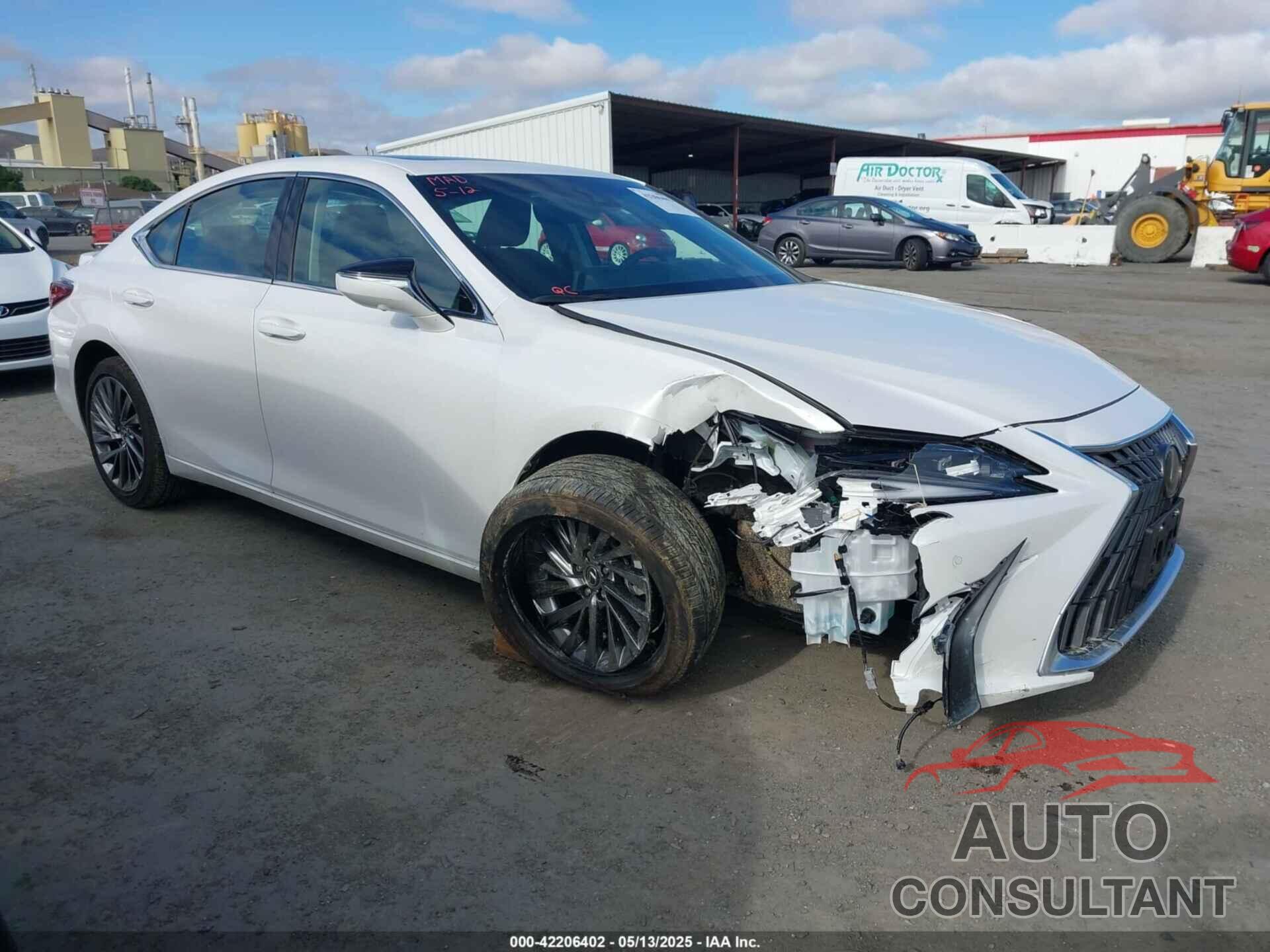 LEXUS ES 300H 2024 - 58AEA1C10RU048315