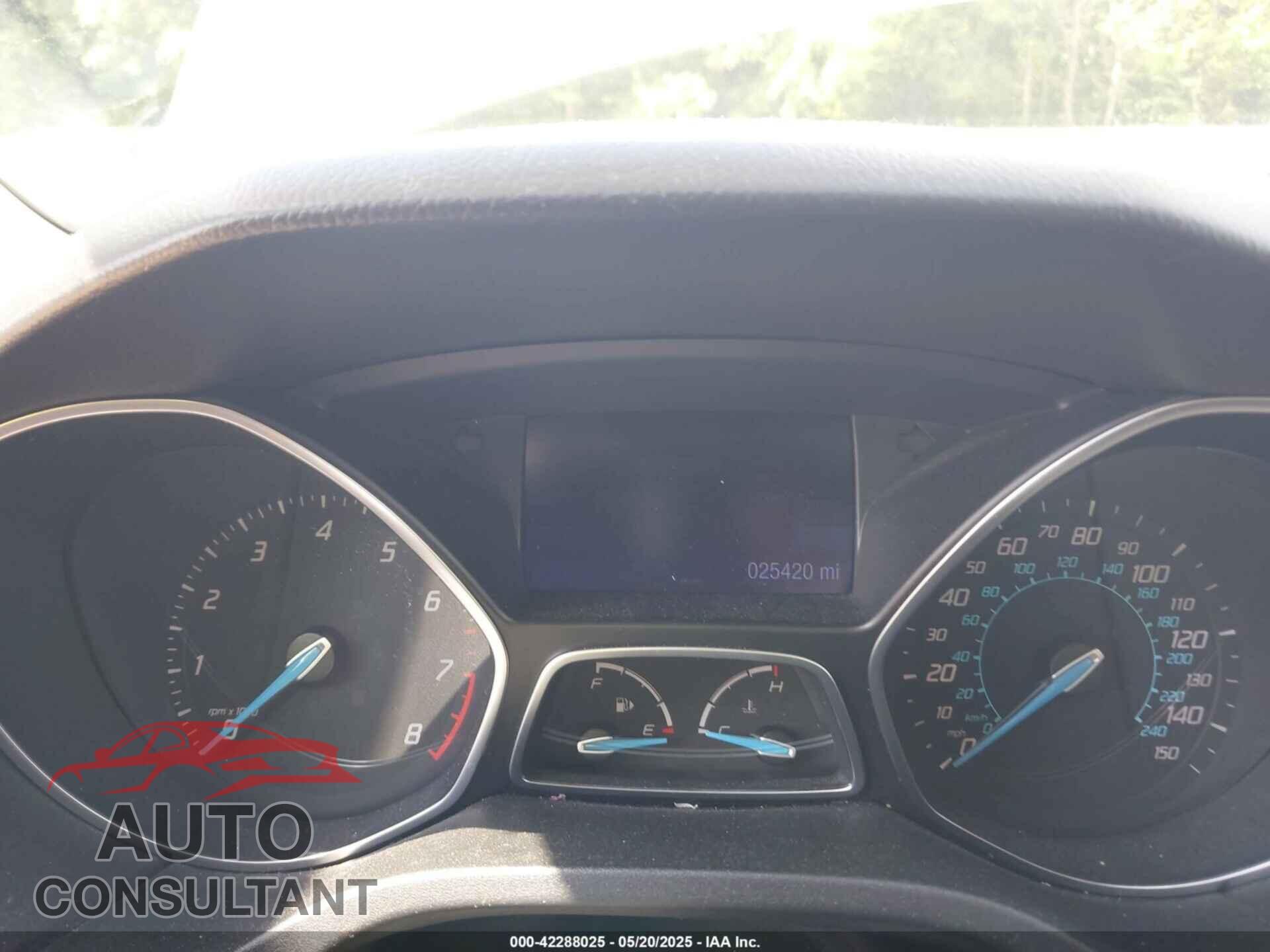 FORD FOCUS 2012 - 1FAHP3F29CL452465
