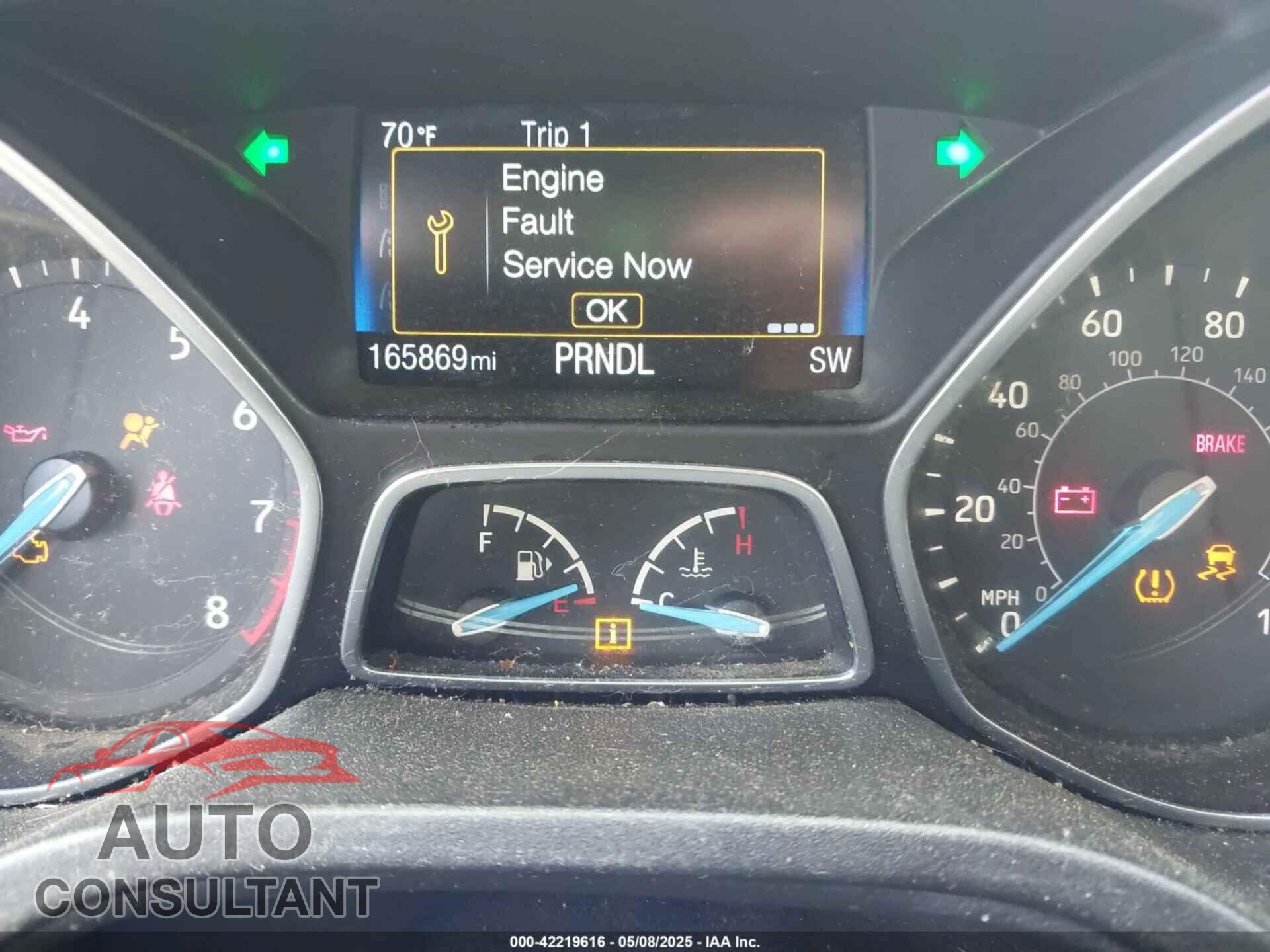 FORD FOCUS 2017 - 1FADP3F23HL220837