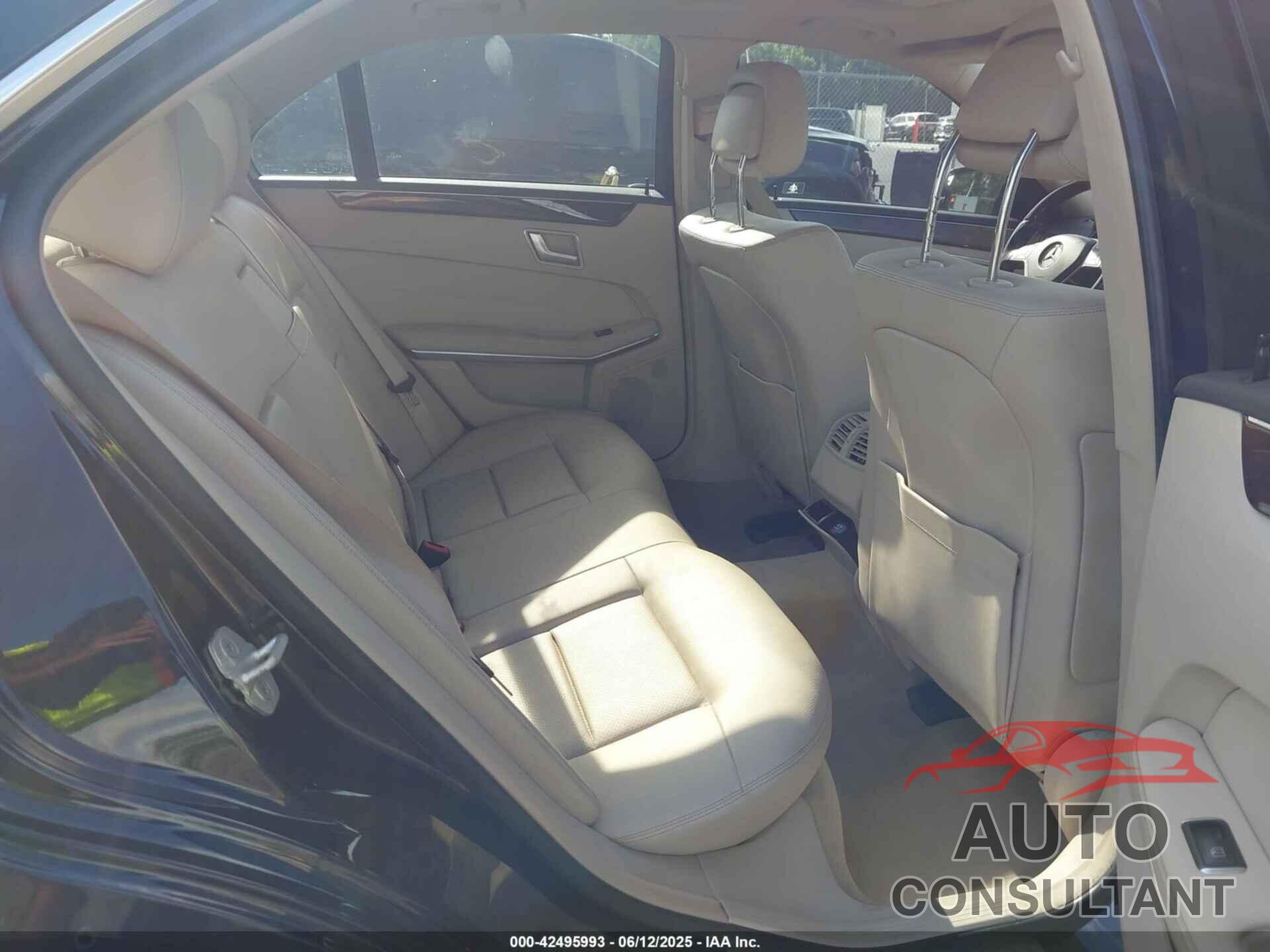MERCEDES-BENZ E 2014 - WDDHF5KB3EB011847