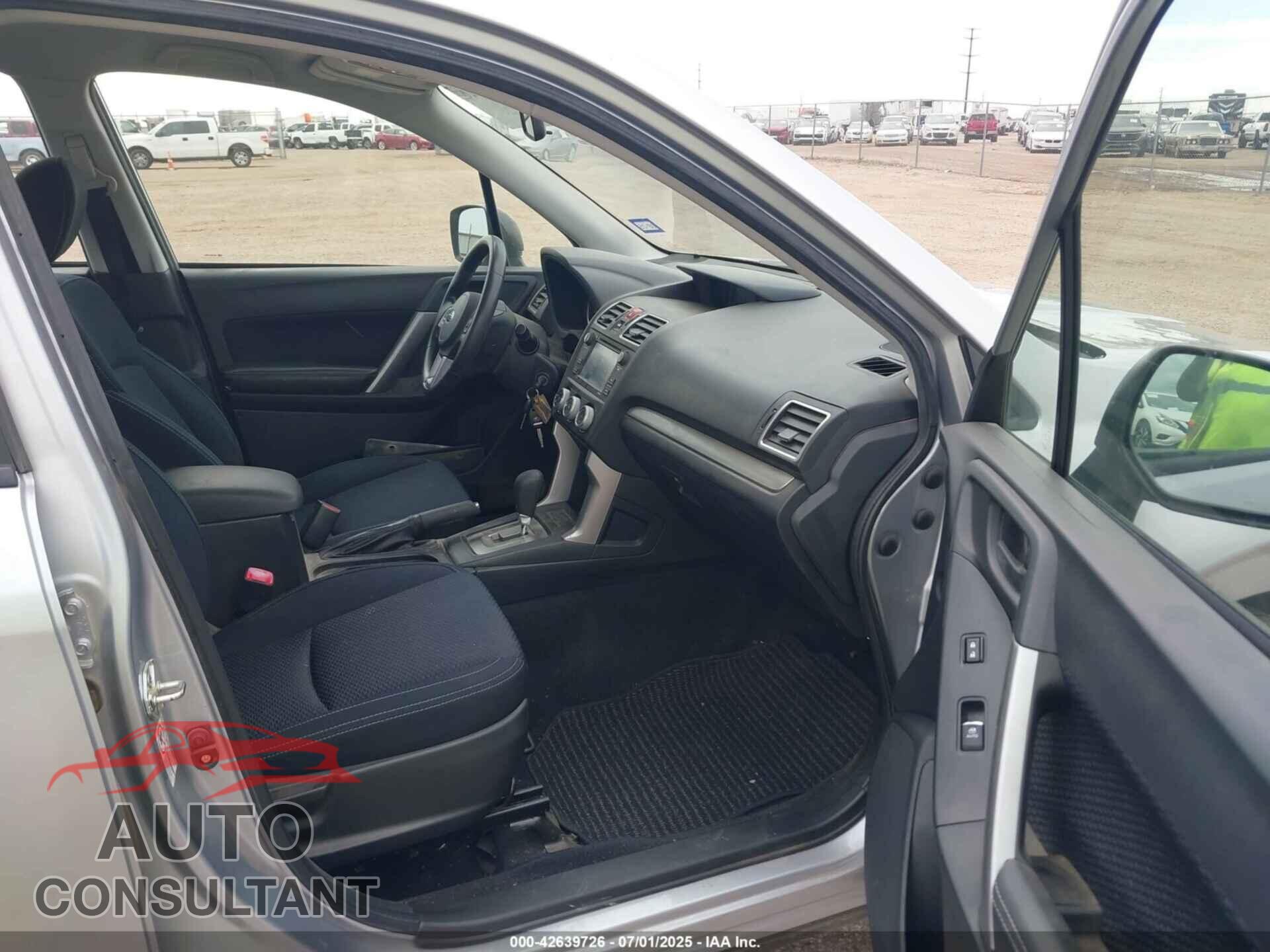 SUBARU FORESTER 2017 - JF2SJABC9HH424357