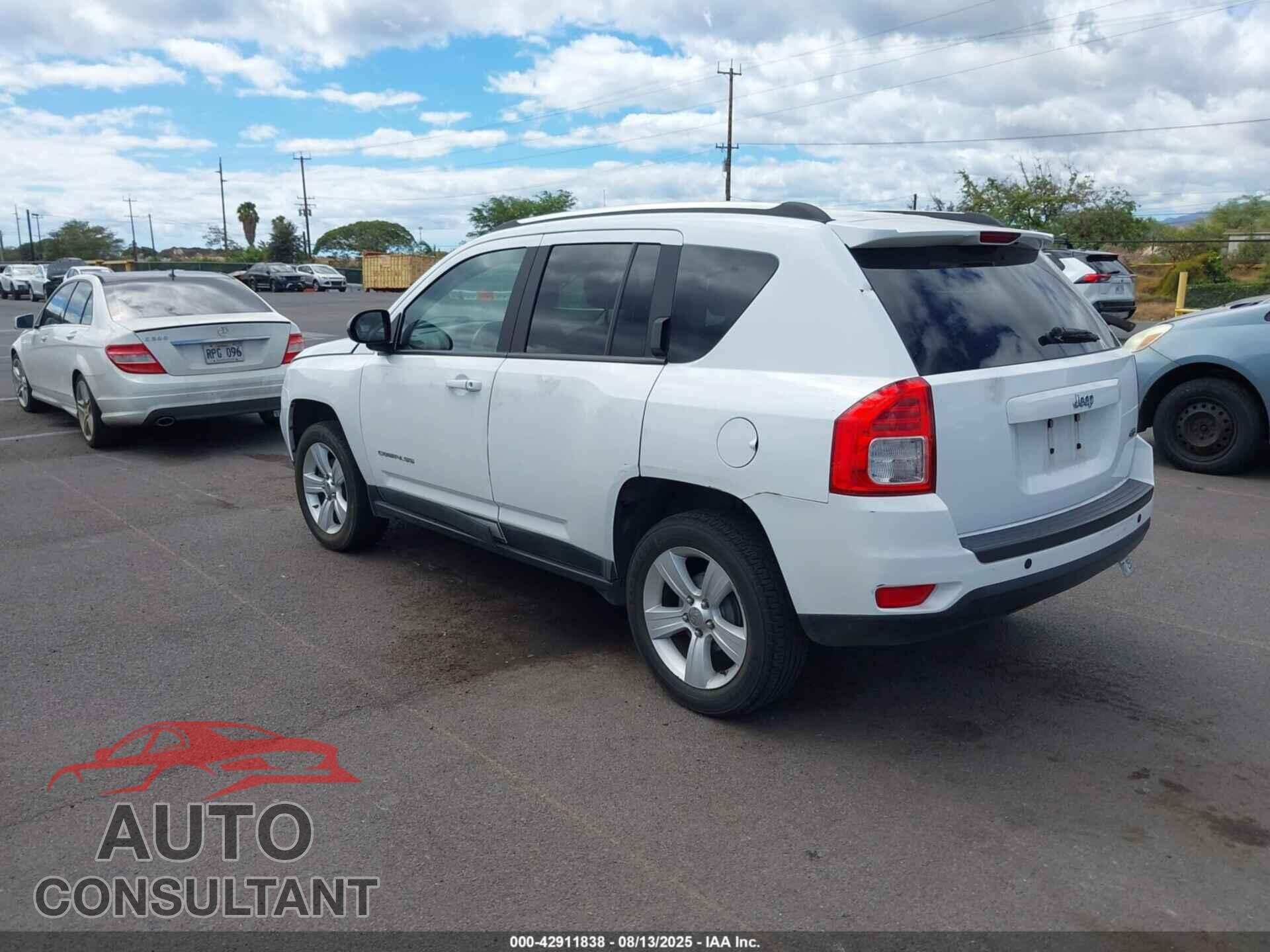 JEEP COMPASS 2011 - 1J4NT1FA6BD287921