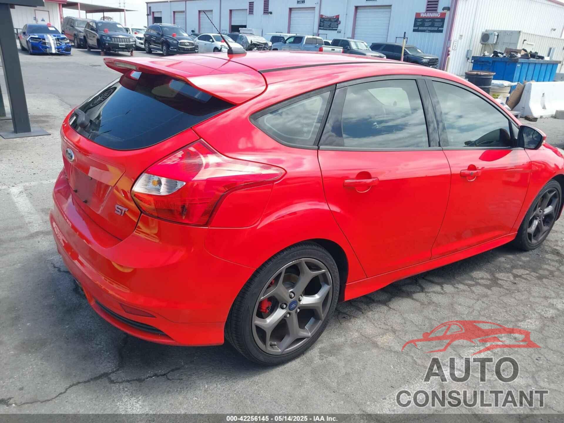 FORD FOCUS ST 2014 - 1FADP3L92EL268410