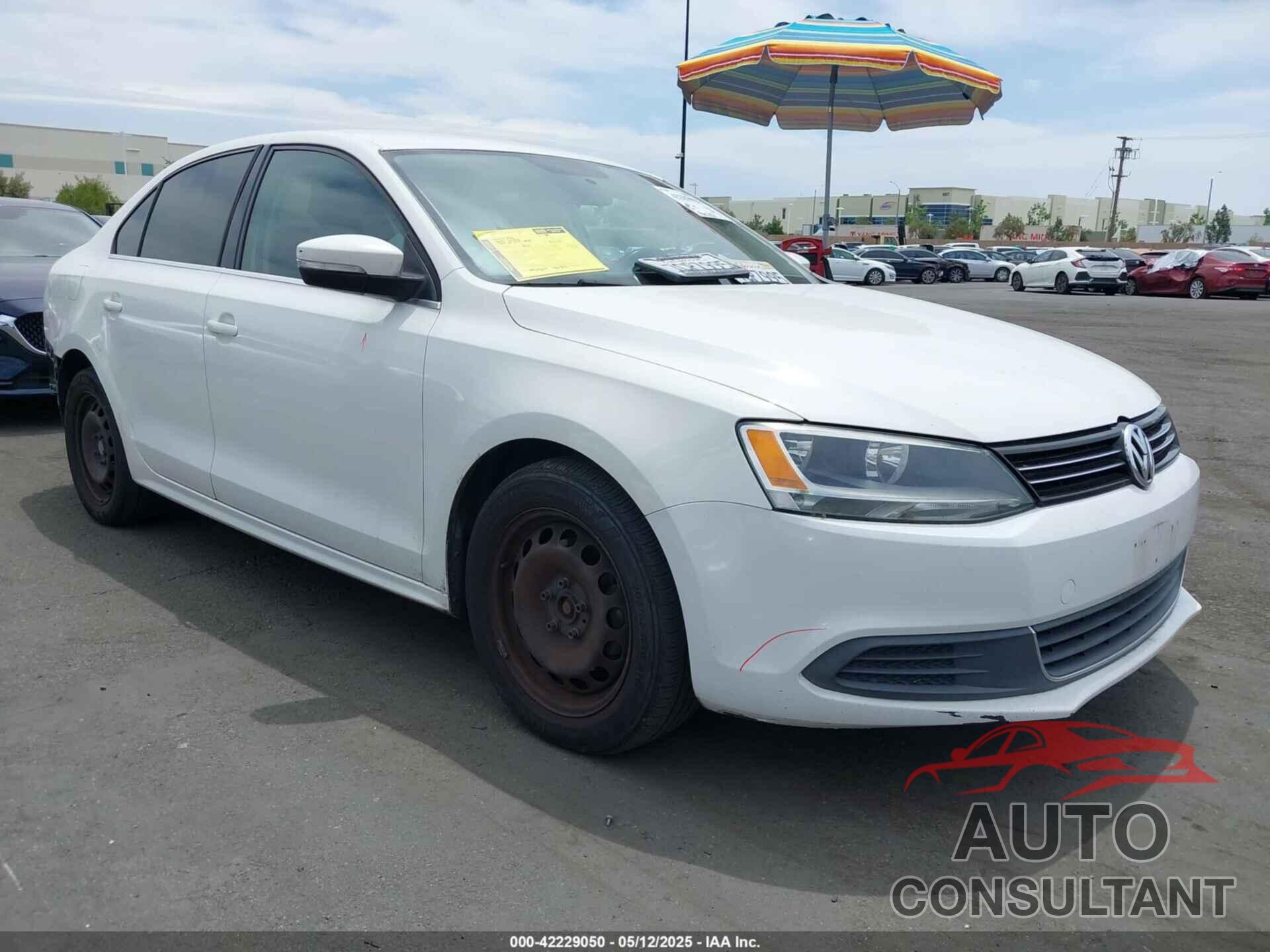 VOLKSWAGEN JETTA 2013 - 3VWDP7AJ8DM408355