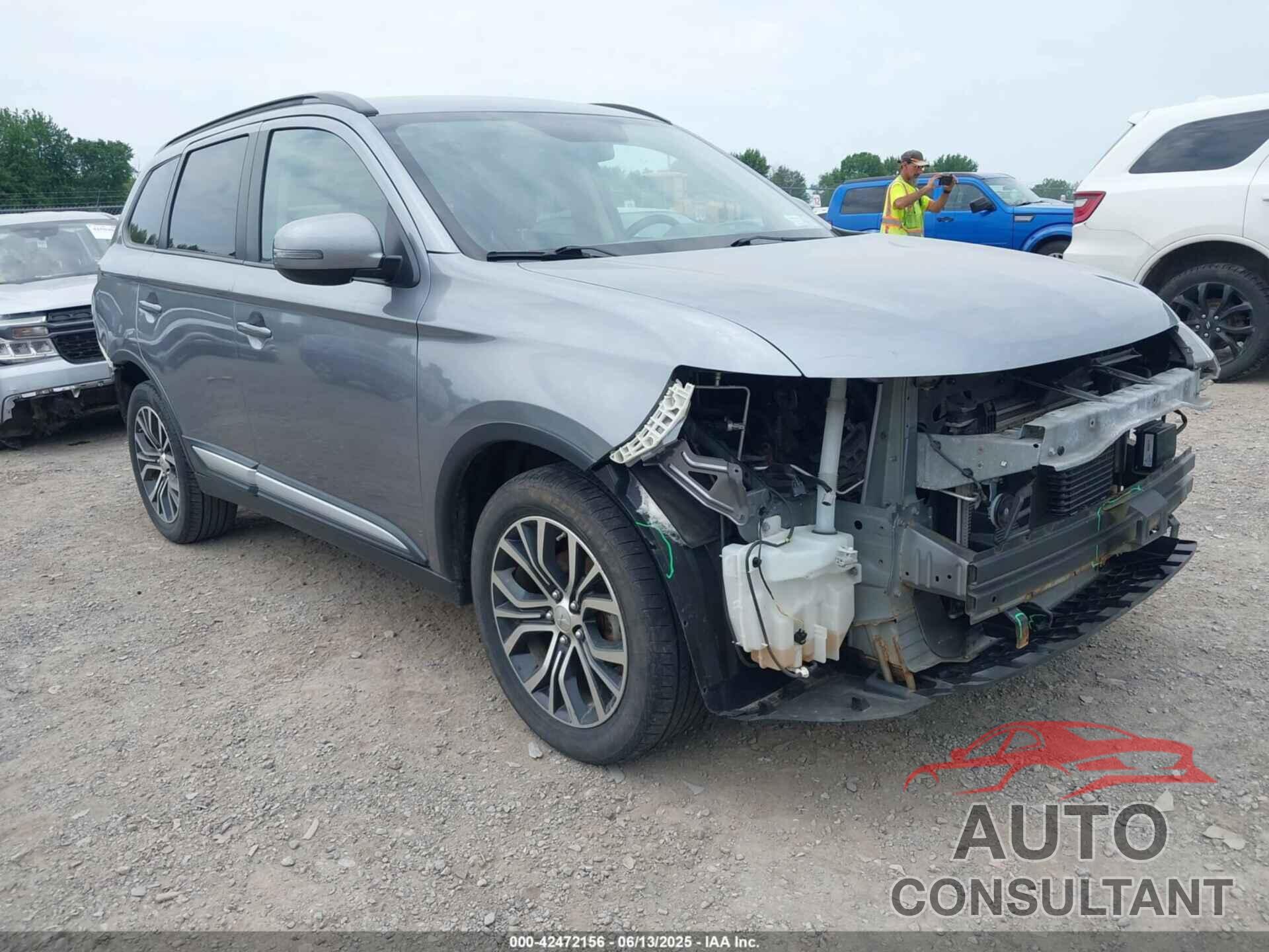 MITSUBISHI OUTLANDER 2016 - JA4AZ3A37GZ011968