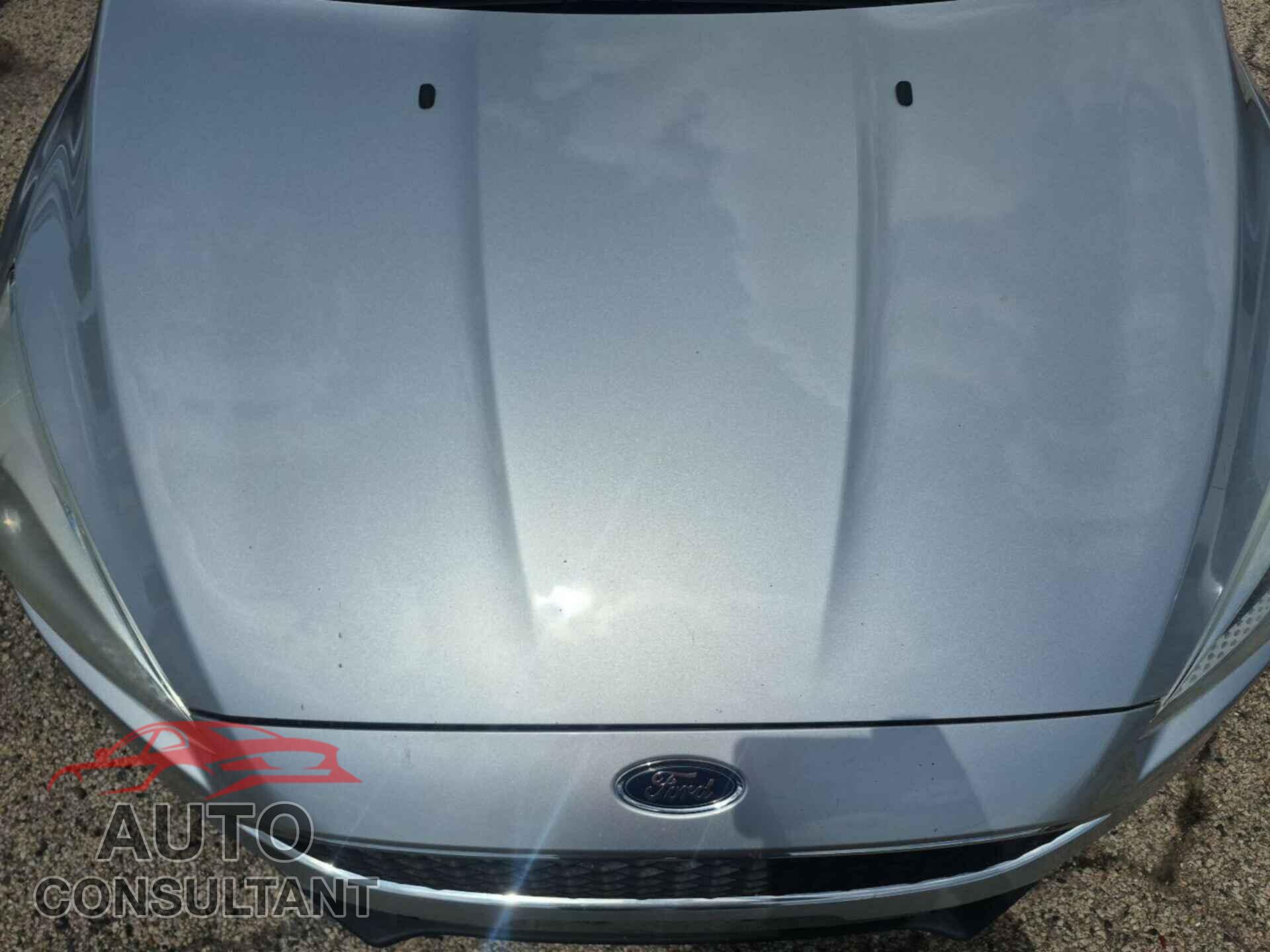FORD FOCUS 2016 - 1FADP3E27GL311254
