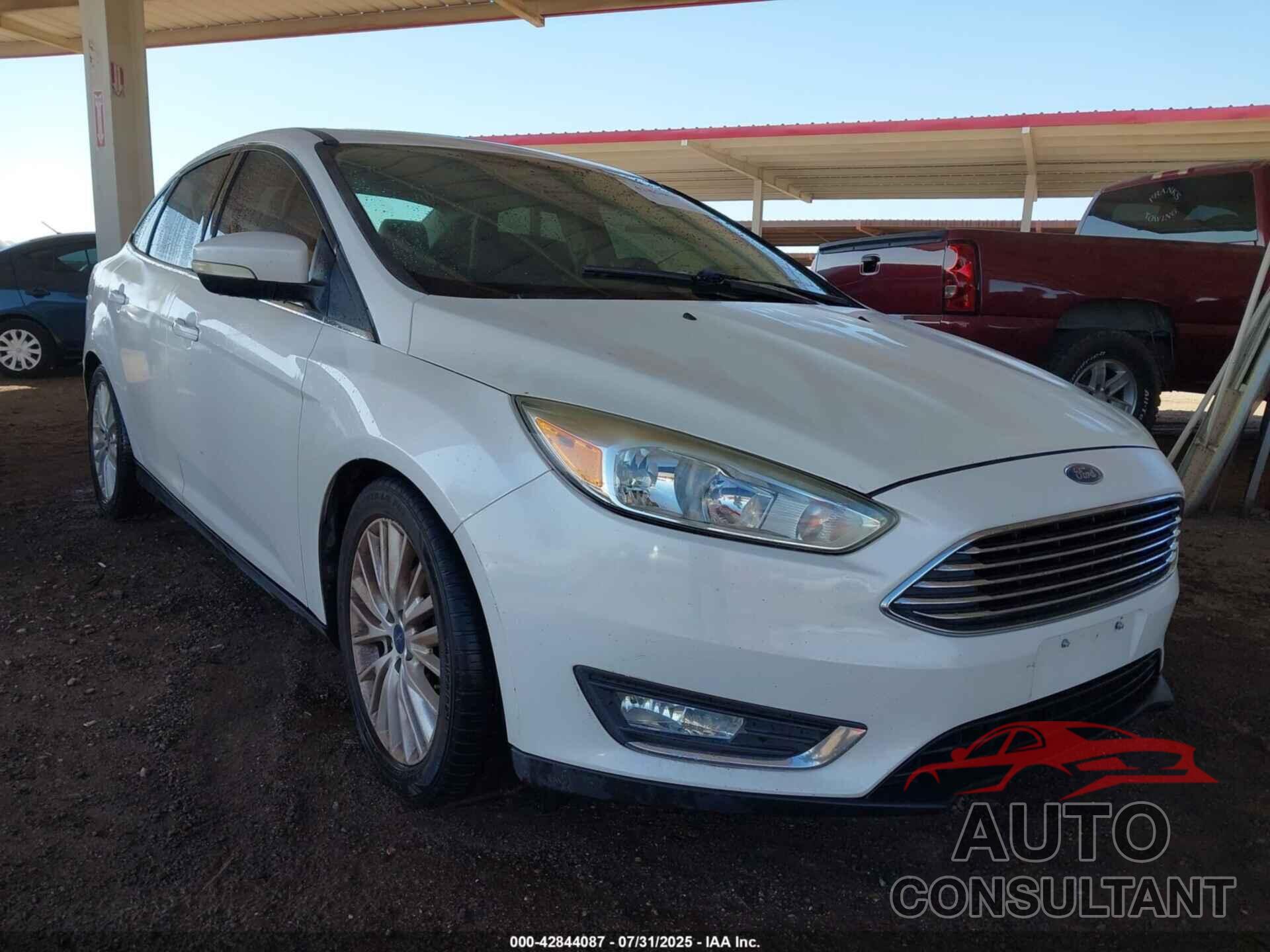 FORD FOCUS 2017 - 1FADP3J26HL279890