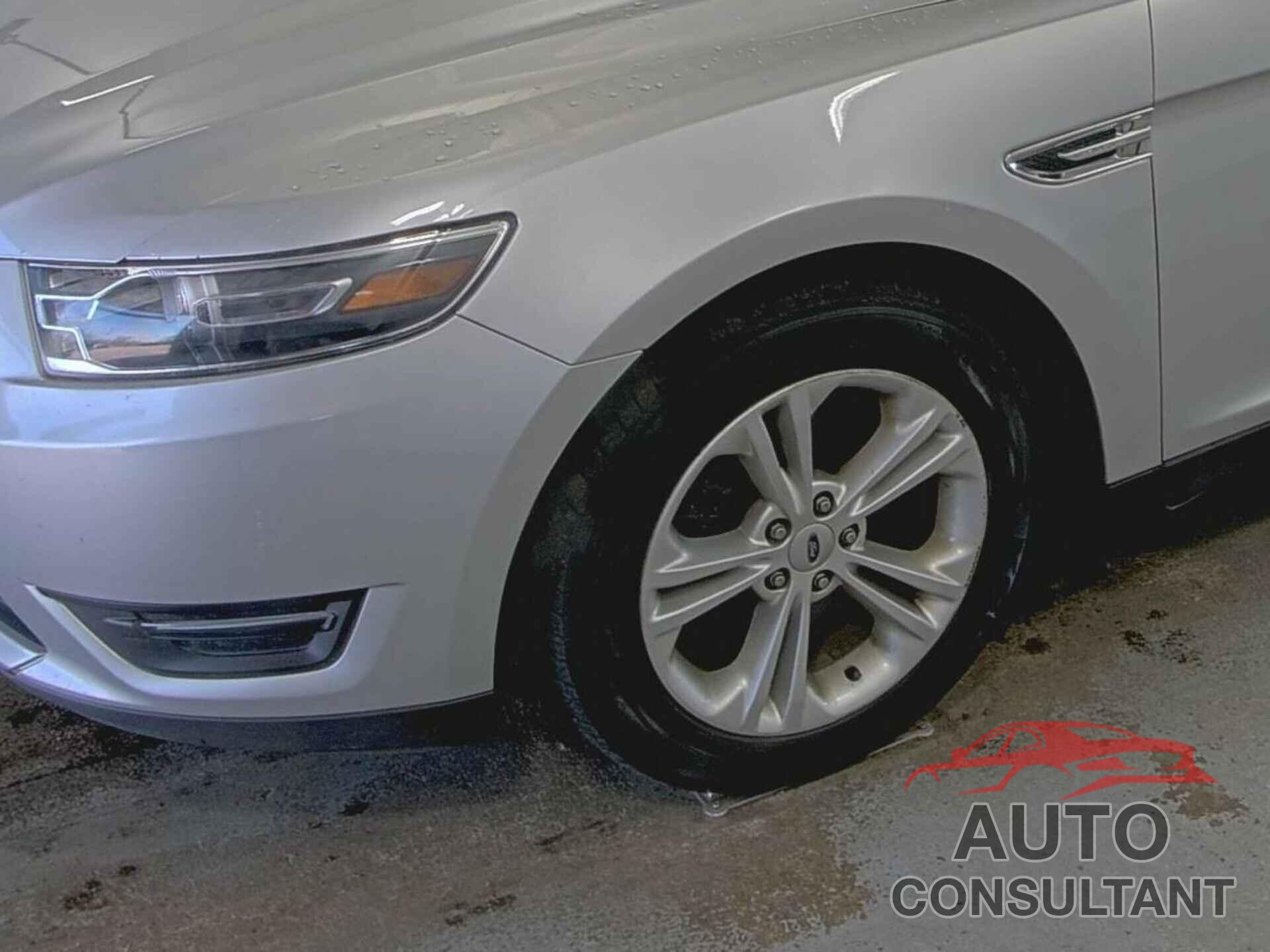 FORD TAURUS 2016 - 1FAHP2E88GG116319