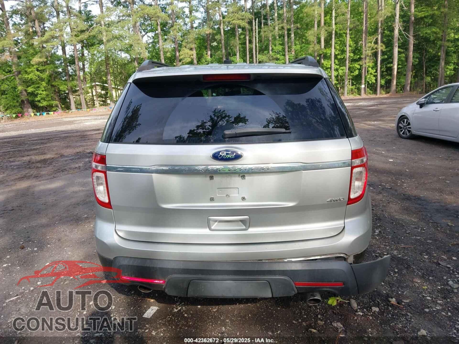 FORD EXPLORER 2011 - 1FMHK8B84BGA71822
