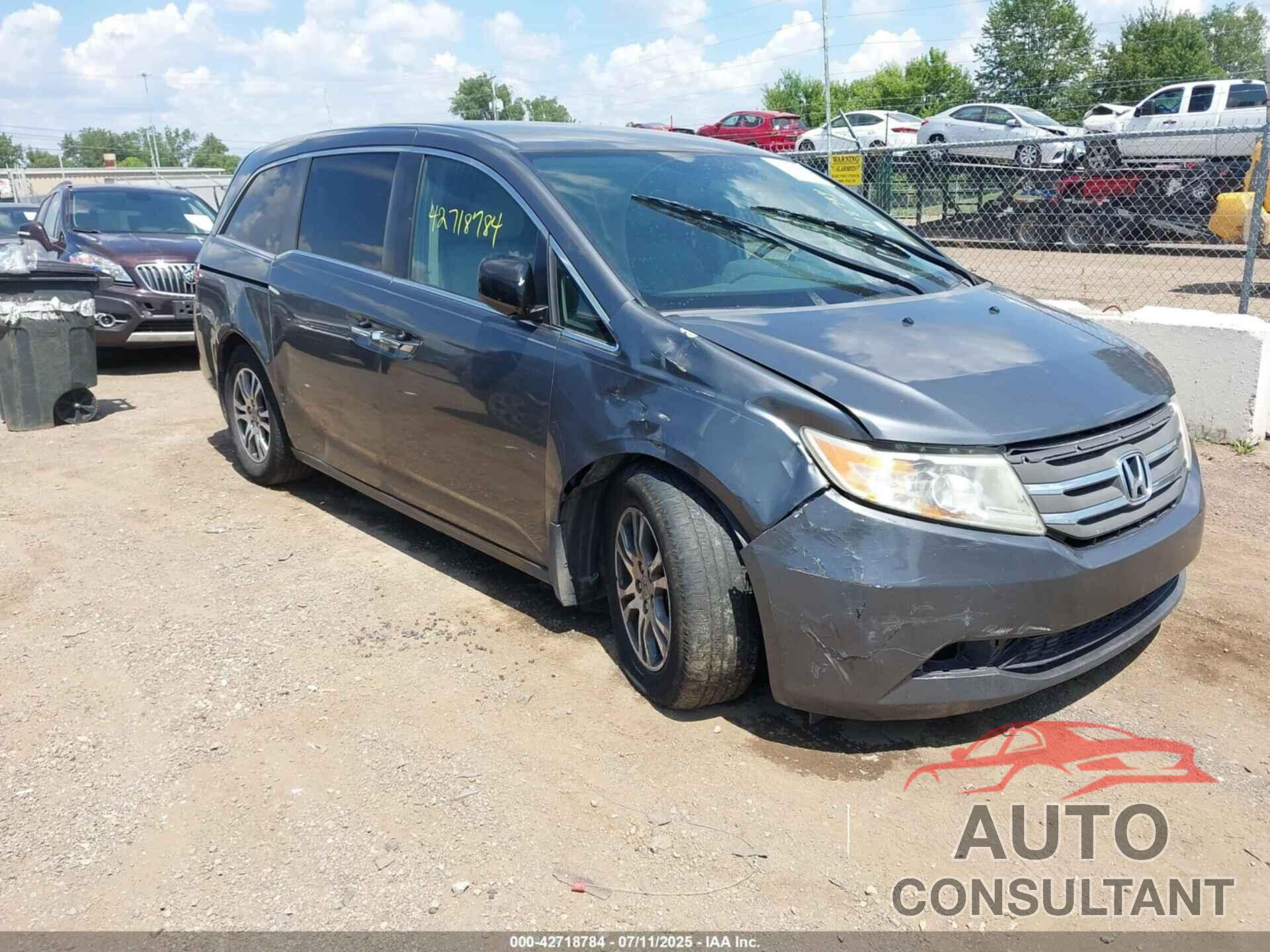 HONDA ODYSSEY 2013 - 5FNRL5H40DB069149
