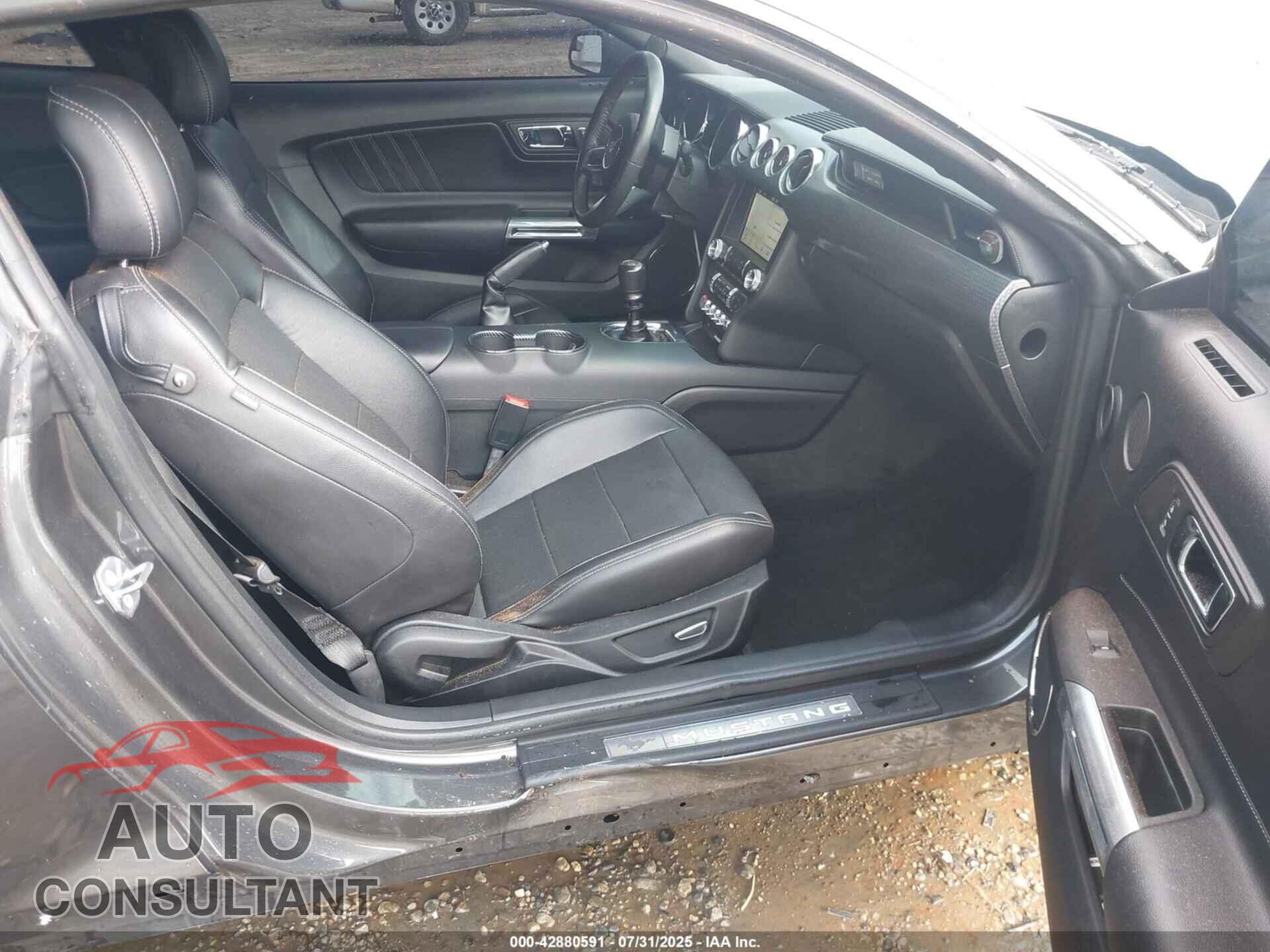 FORD MUSTANG 2017 - 1FA6P8CF6H5300960