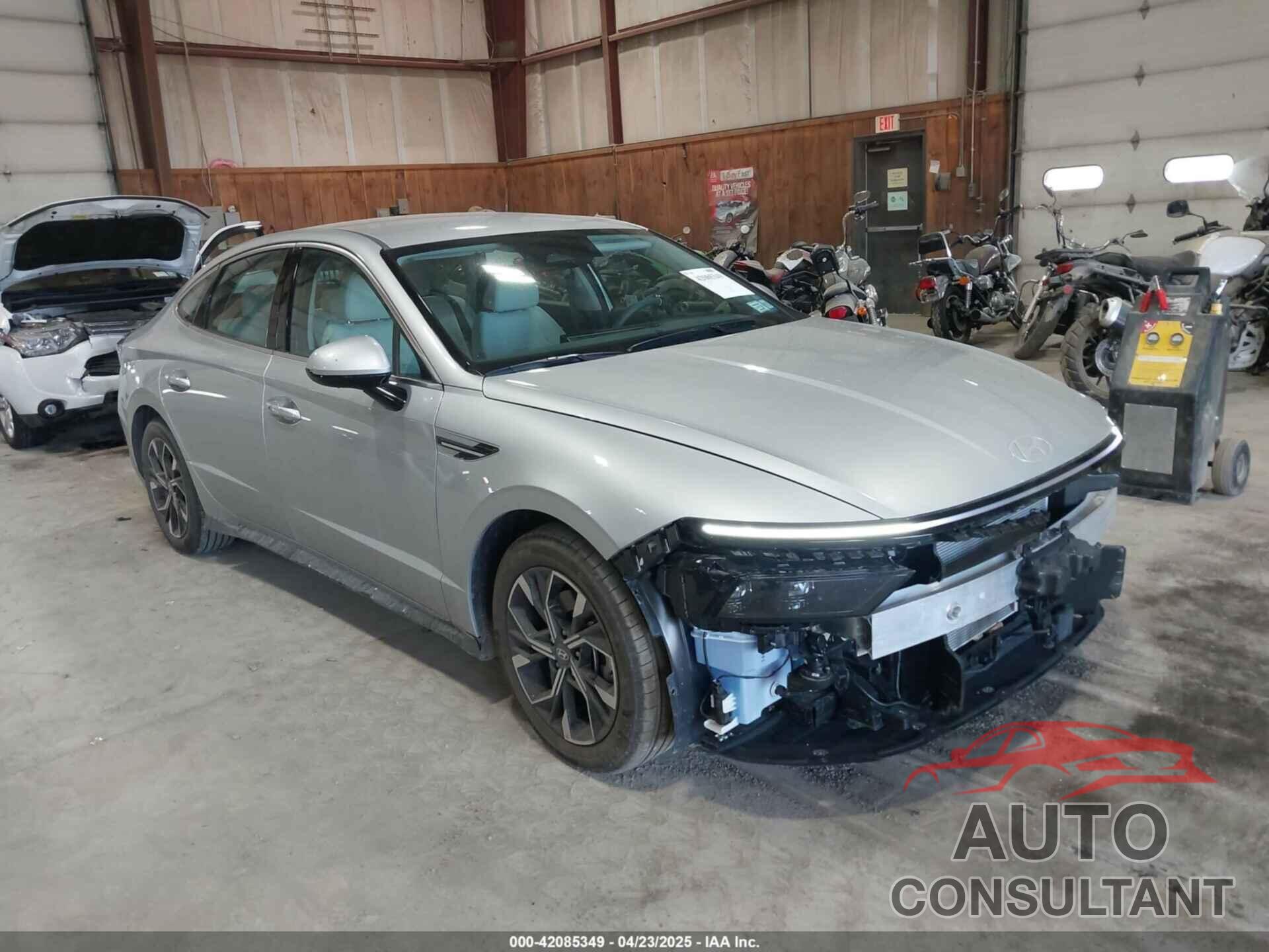 HYUNDAI SONATA 2024 - KMHL64JA8RA401941