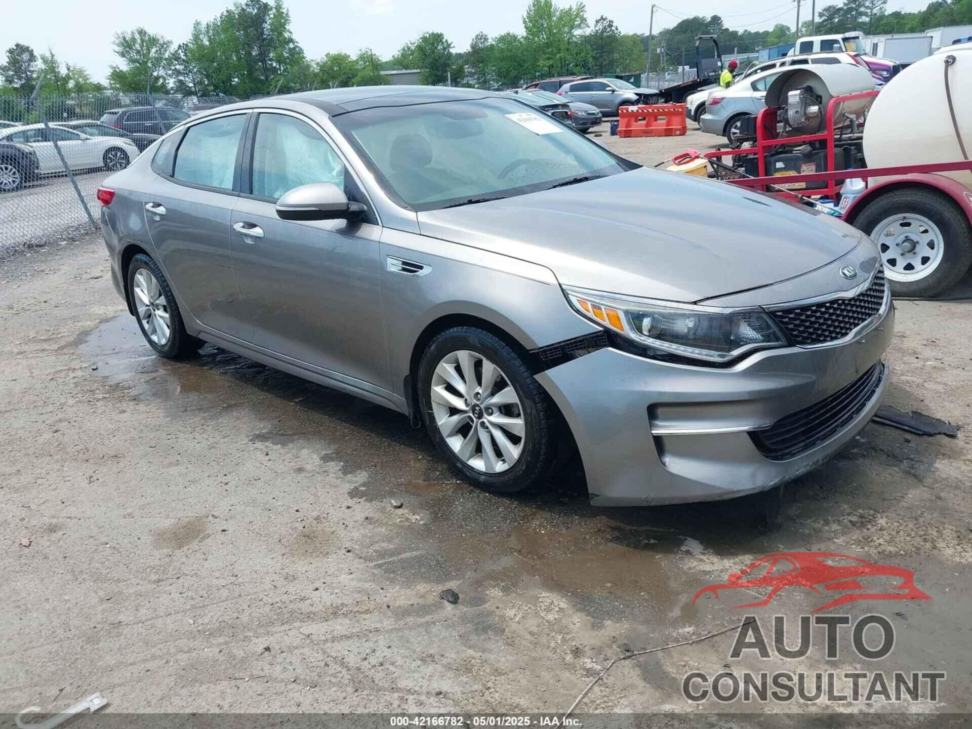 KIA OPTIMA 2018 - 5XXGU4L31JG208338