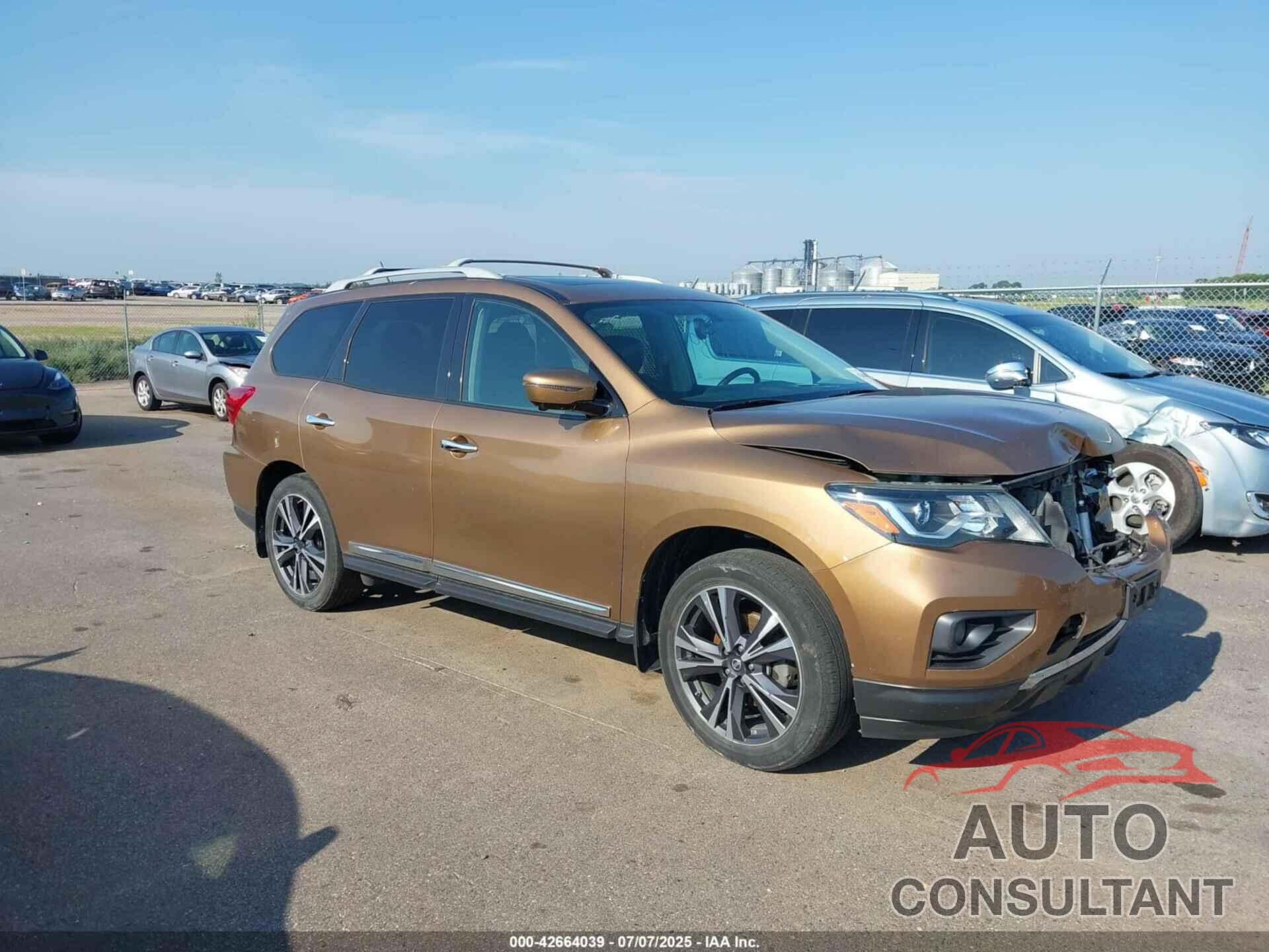 NISSAN PATHFINDER 2017 - 5N1DR2MM7HC600617