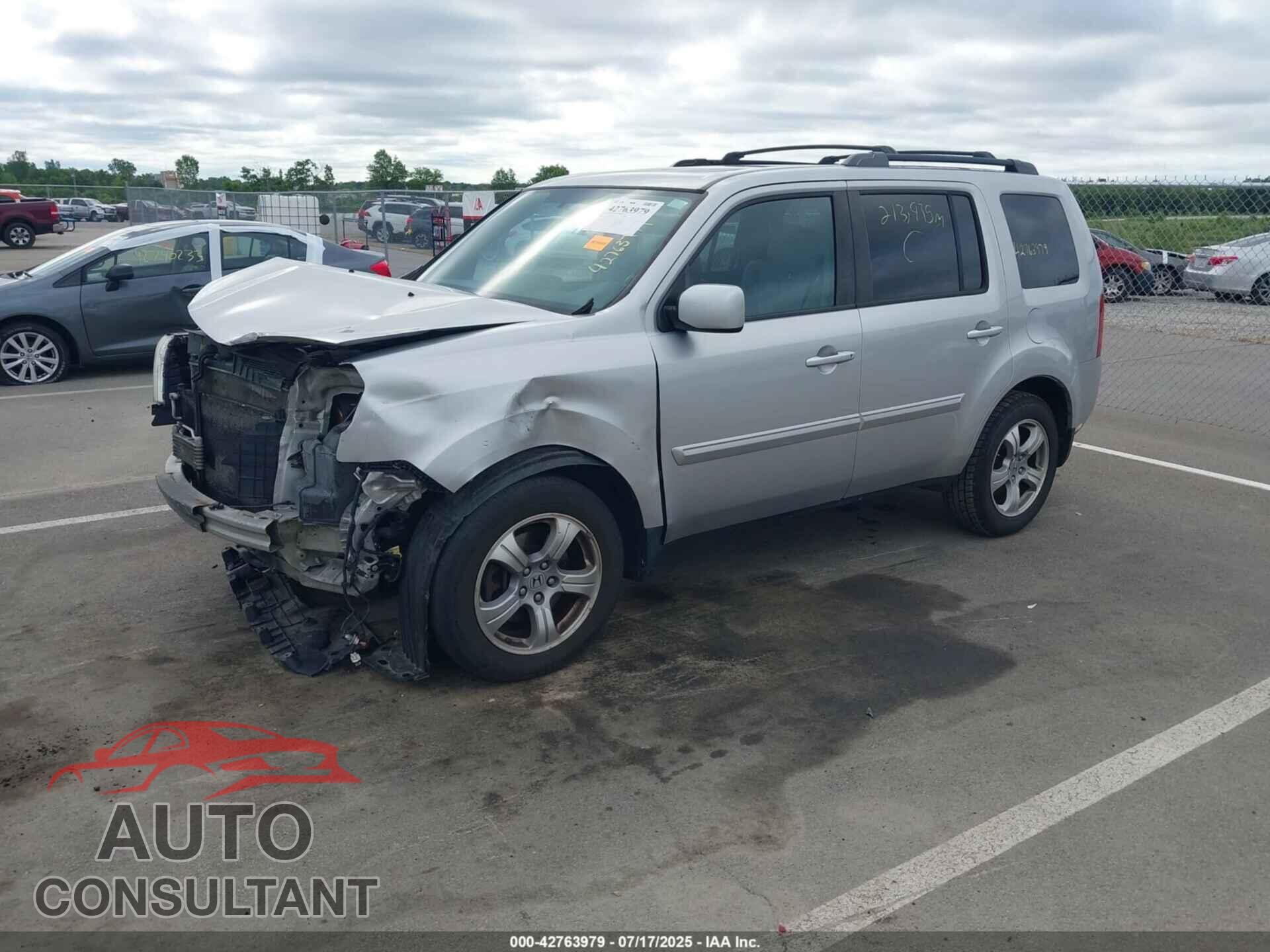 HONDA PILOT 2013 - 5FNYF4H57DB057764