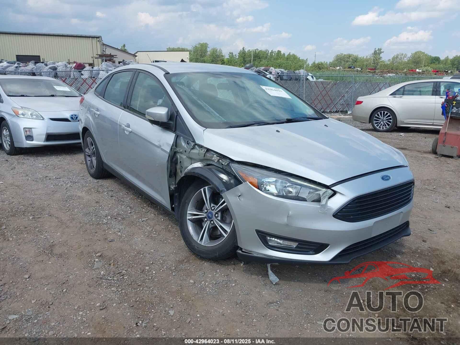 FORD FOCUS 2018 - 1FADP3FE2JL228976