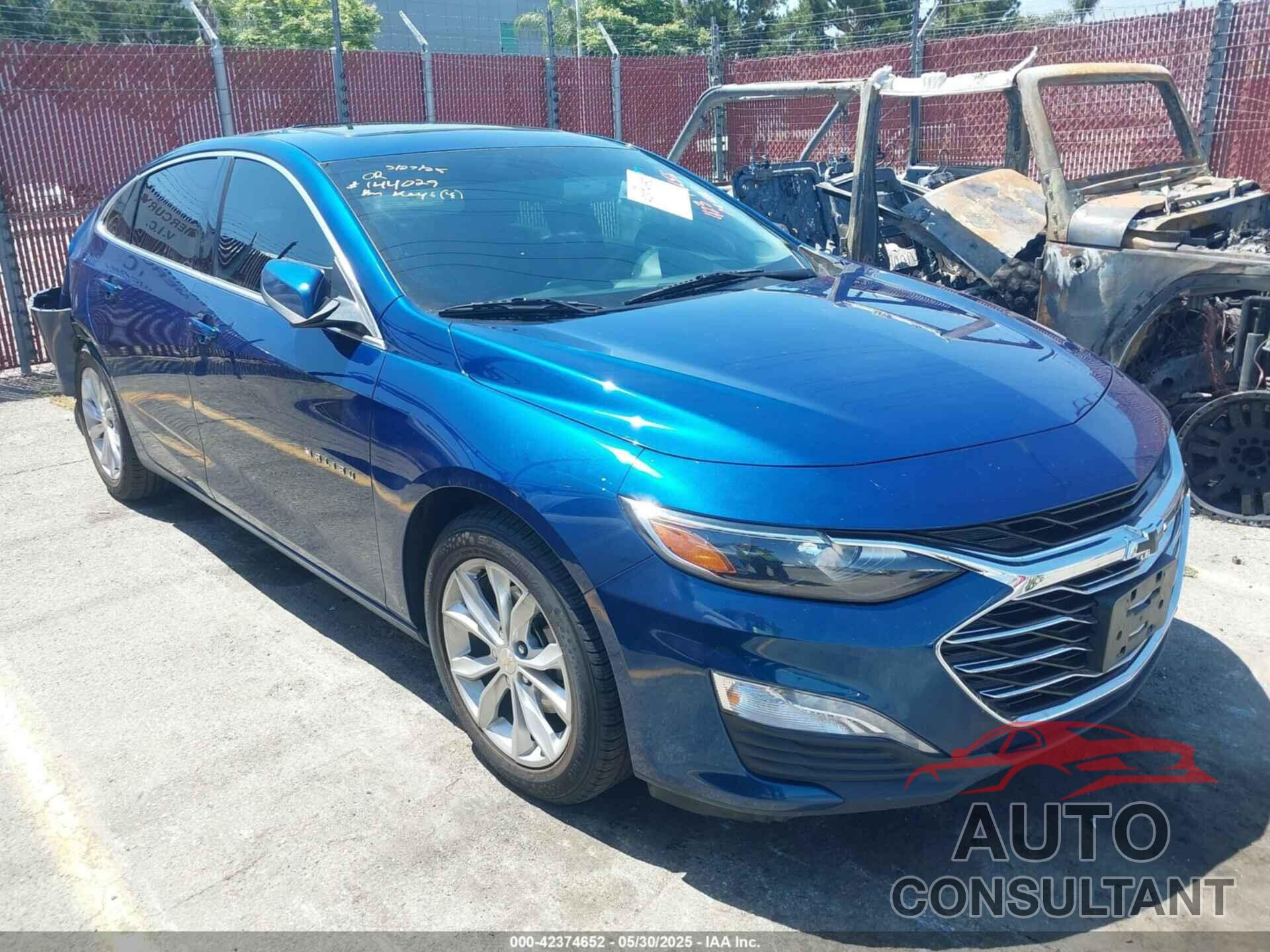 CHEVROLET MALIBU 2019 - 1G1ZD5ST0KF197907
